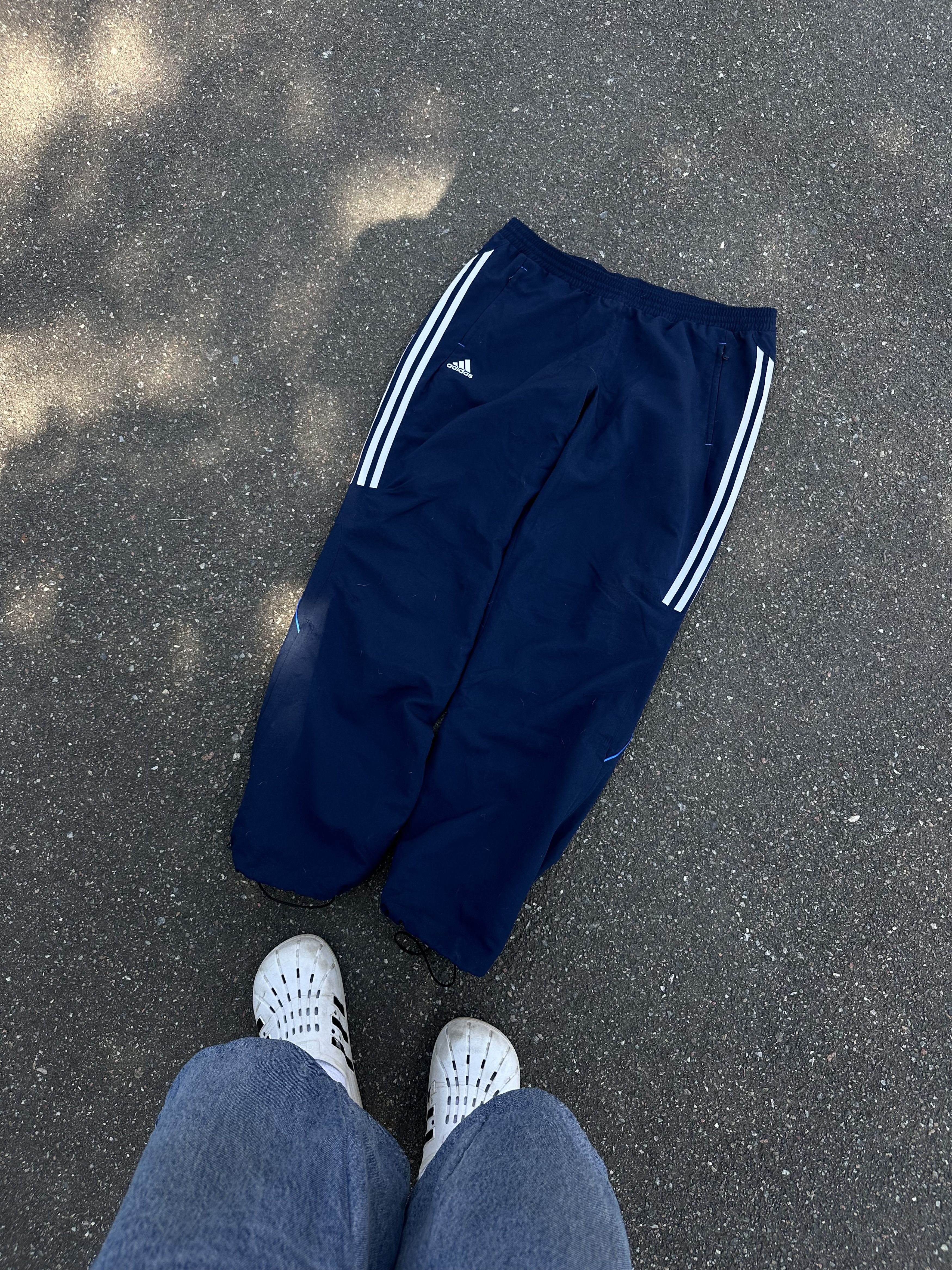 Adidas Adidas Nylon Trackpants Size US 34 / EU 50 - 2 Thumbnail