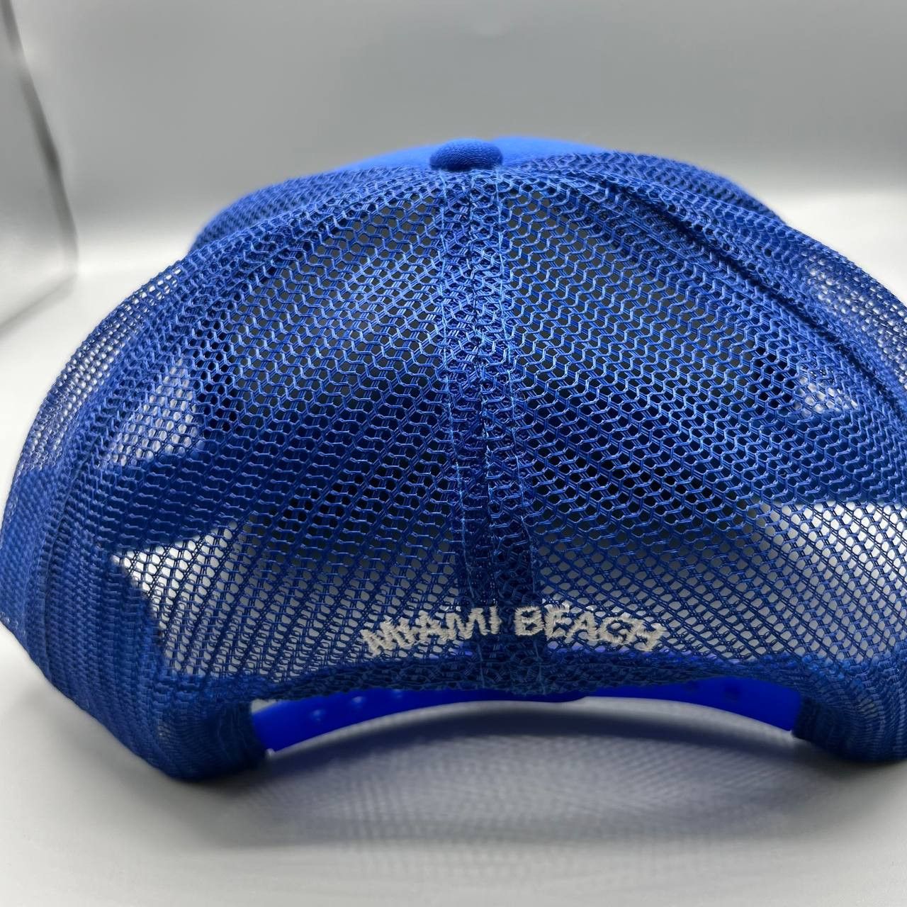 The Unbranded Brand Miami Beach Trucker Hat Men Palm Tree Otto Snap Back Cap Size ONE SIZE - 7 Thumbnail