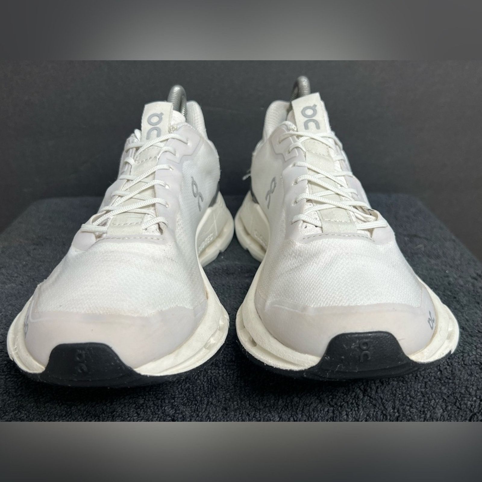 On On Cloudnova Form Womens Size 9 White Running Shoes Sneakers Size US 9.5 / IT 39.5 - 5 Thumbnail