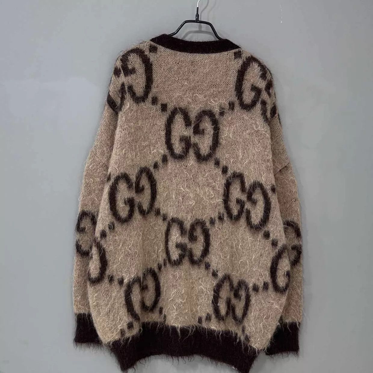 Gucci GUCCI caramel jacquard allover double-face card L Size L / US 10 / IT 46 - 6 Thumbnail