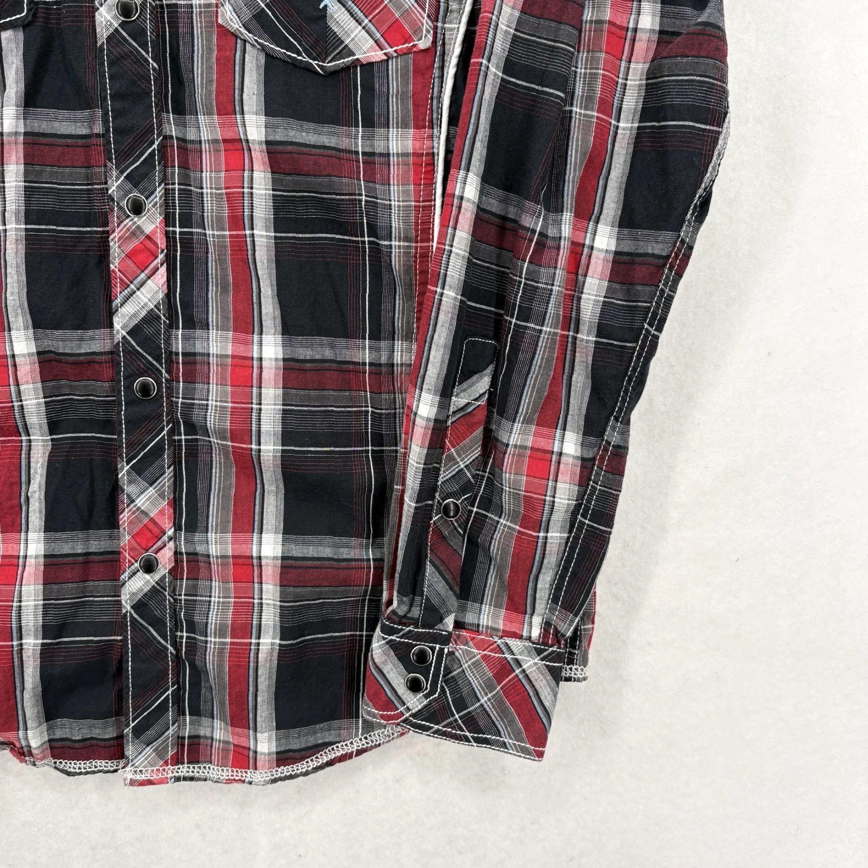 Vintage VINTAGE Helix Shirt Mens M Red Plaid Athletic Fit Snap Front Western Grunge Y2K Size US M / EU 48-50 / 2 - 3 Thumbnail