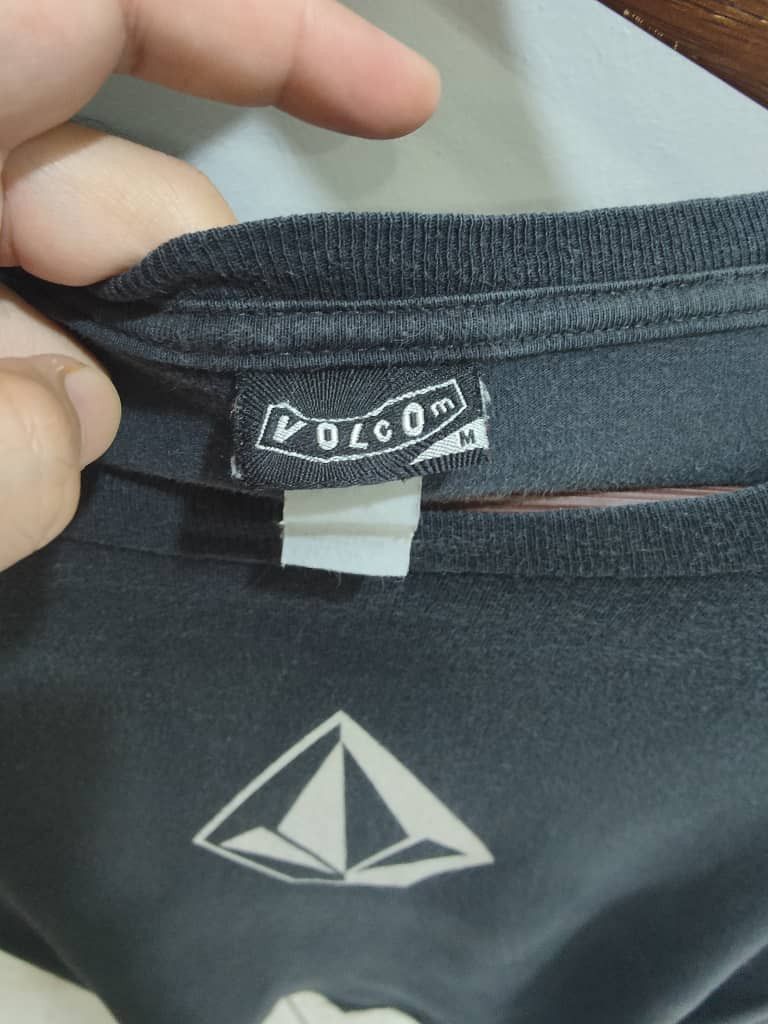 Vintage Vintage × Volcom RARE🔥VINTAGE VOLCOM big logo Size US M / EU 48-50 / 2 - 4 Thumbnail