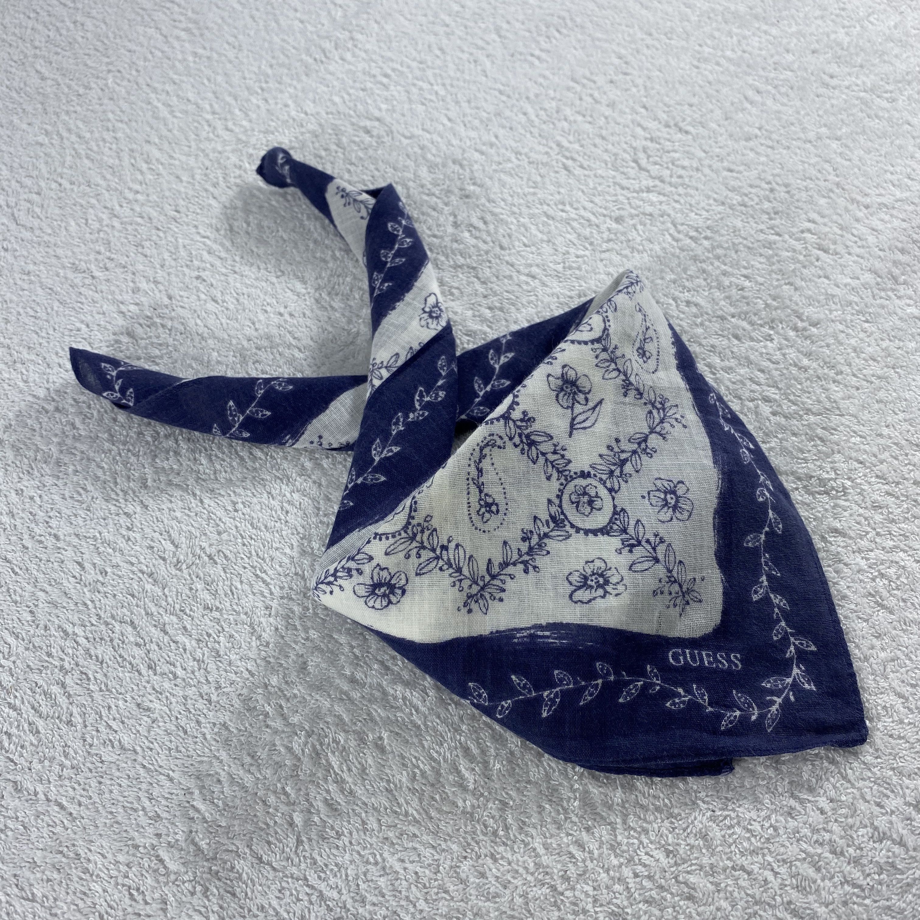 Guess × Vintage Guess Handkerchief / Neckerchief / Bandana Size ONE SIZE - 2 Thumbnail