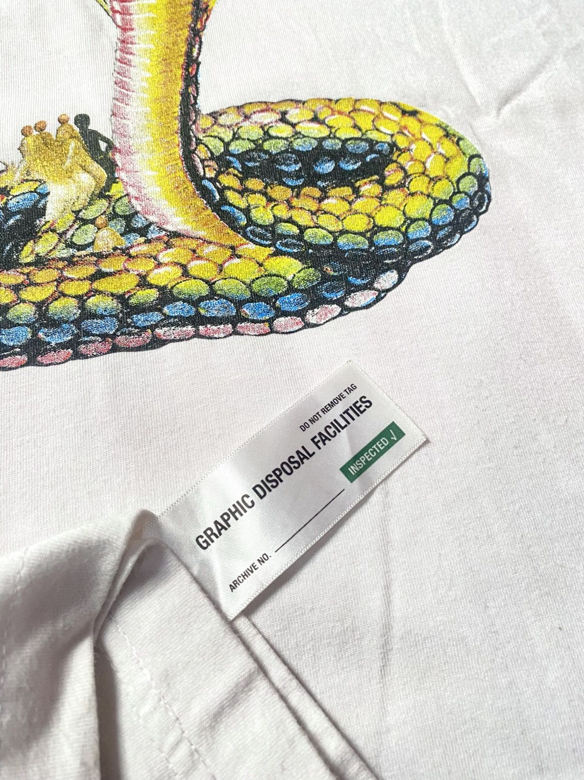 DEVA STATES DEVA STATES GRAPHIC FROM HELL TSHIRT Size US L / EU 52-54 / 3 - 6 Thumbnail