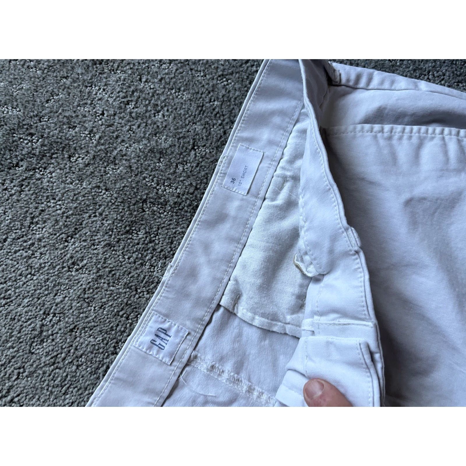 Gap GAP Shorts Men’s 36 Ivory Khaki Stretch 10" 5-Pocket Regular Size US 36 / EU 52 - 3 Thumbnail