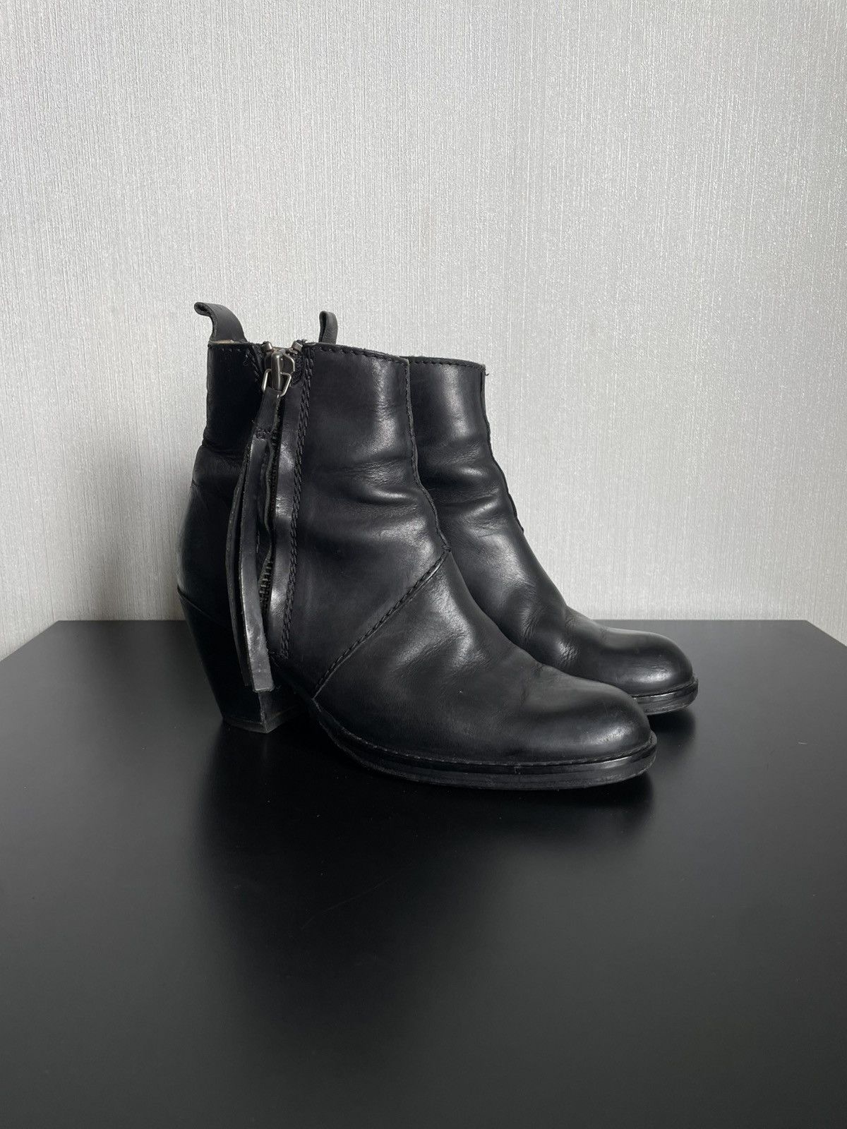 Acne Studios × If Six Was Nine Acne Studios Leather Ankle Boots Minimalist Heeled Side Zip Size US 7 / IT 37 - 1 Thumbnail