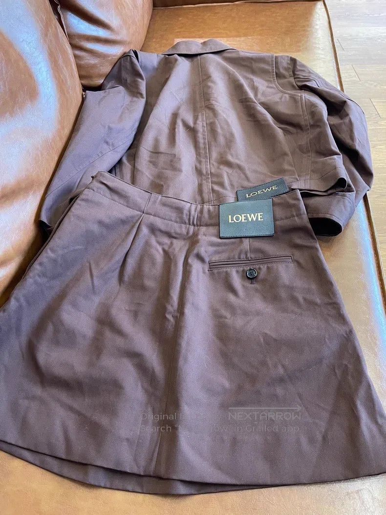 Loewe Loewe Suit, jacket + skirt Size 4XL / US 24-26 - 2 Thumbnail