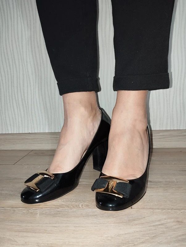 Salvatore Ferragamo Salvatore Ferragamo Heel Pump size 7,5 38 Size US 8 / IT 38 - 16 Thumbnail
