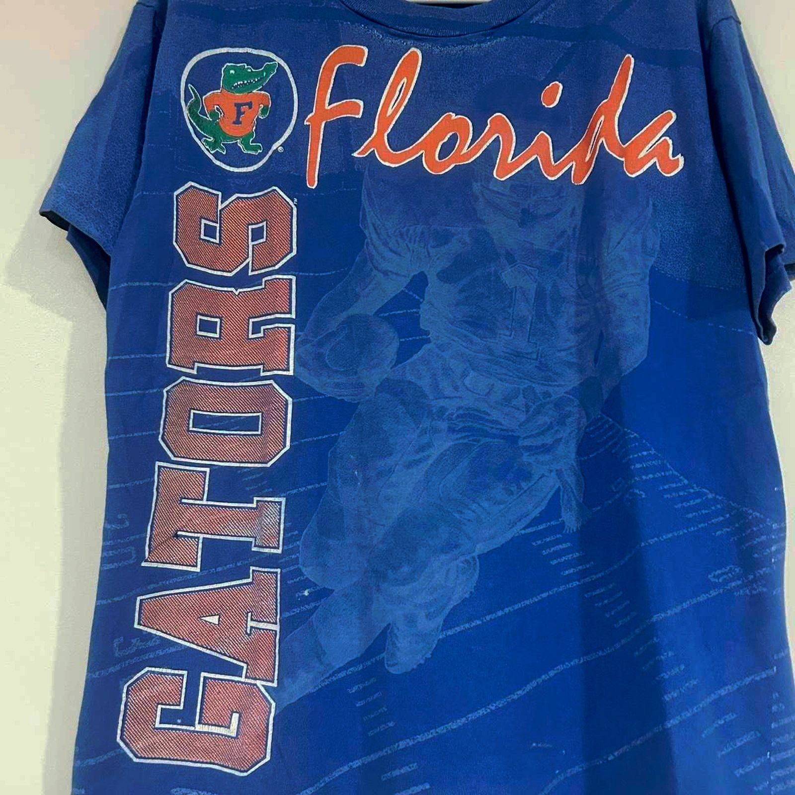 Tultex Vintage Florida Gators Football AOP Shirt Size US L / EU 52-54 / 3 - 3 Thumbnail