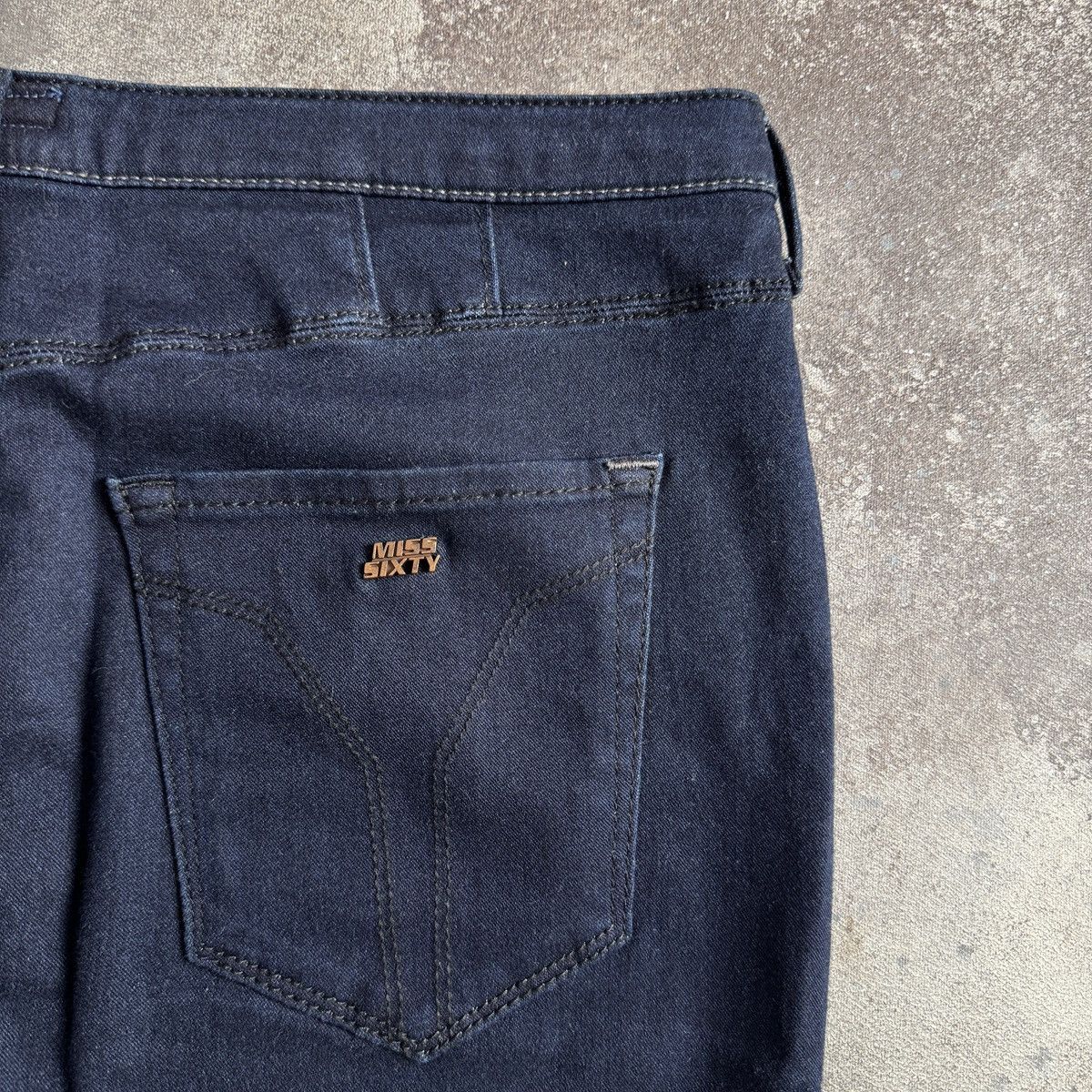 Miss Sixty Miss Sixty Y2K Dark Blue Denim Low Rise Pencil Skirt Size 29" - 9 Thumbnail