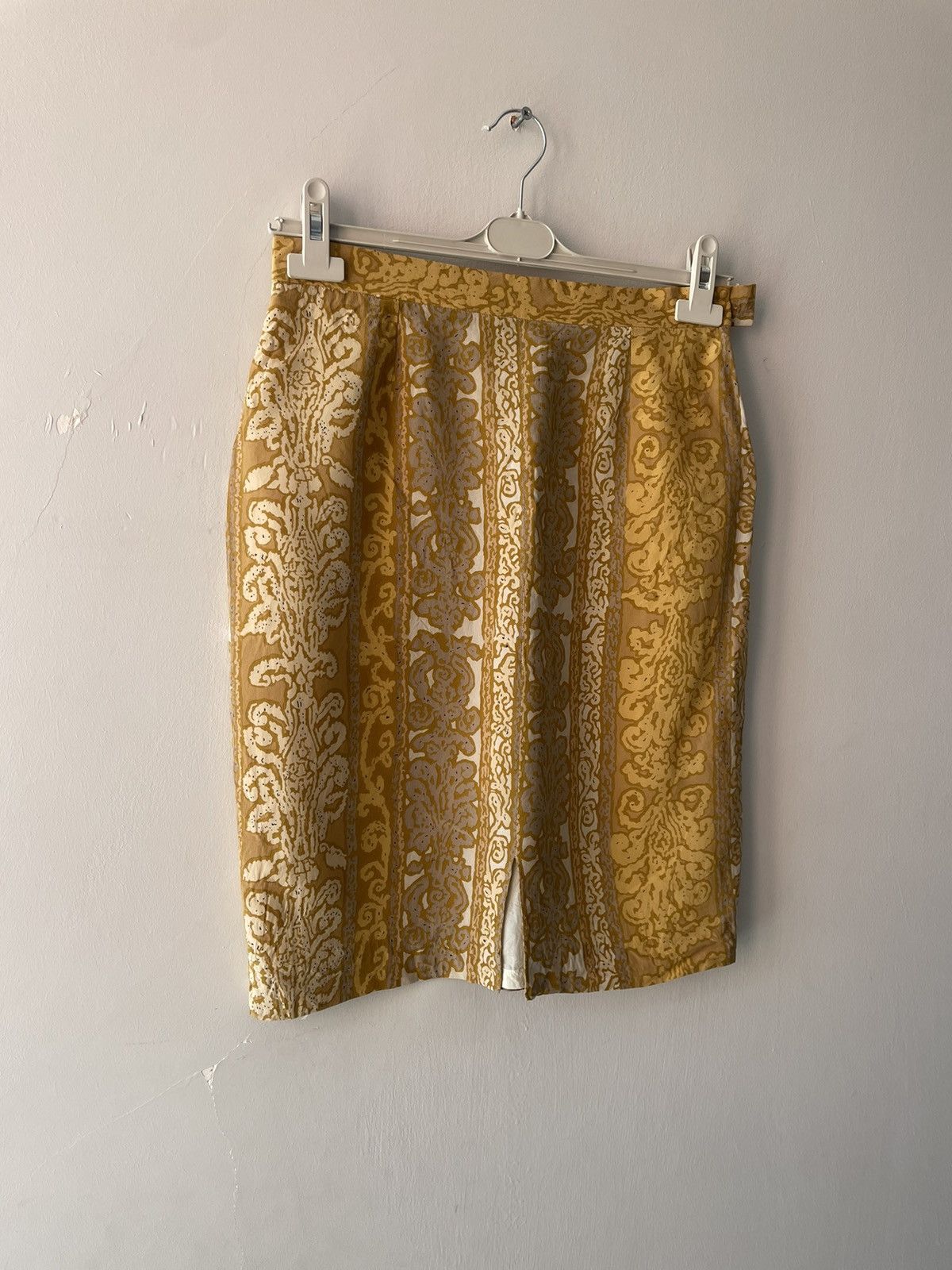 Vintage Italian silk skirt Size 26" / US 2 / IT 38 - 4 Thumbnail