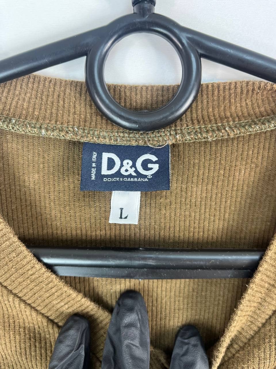 Dolce & Gabbana D&G Dolce & Gabbana Ribbed T-Shirt Brown V-Neck Mens Size L Size L / US 10 / IT 46 - 2 Thumbnail
