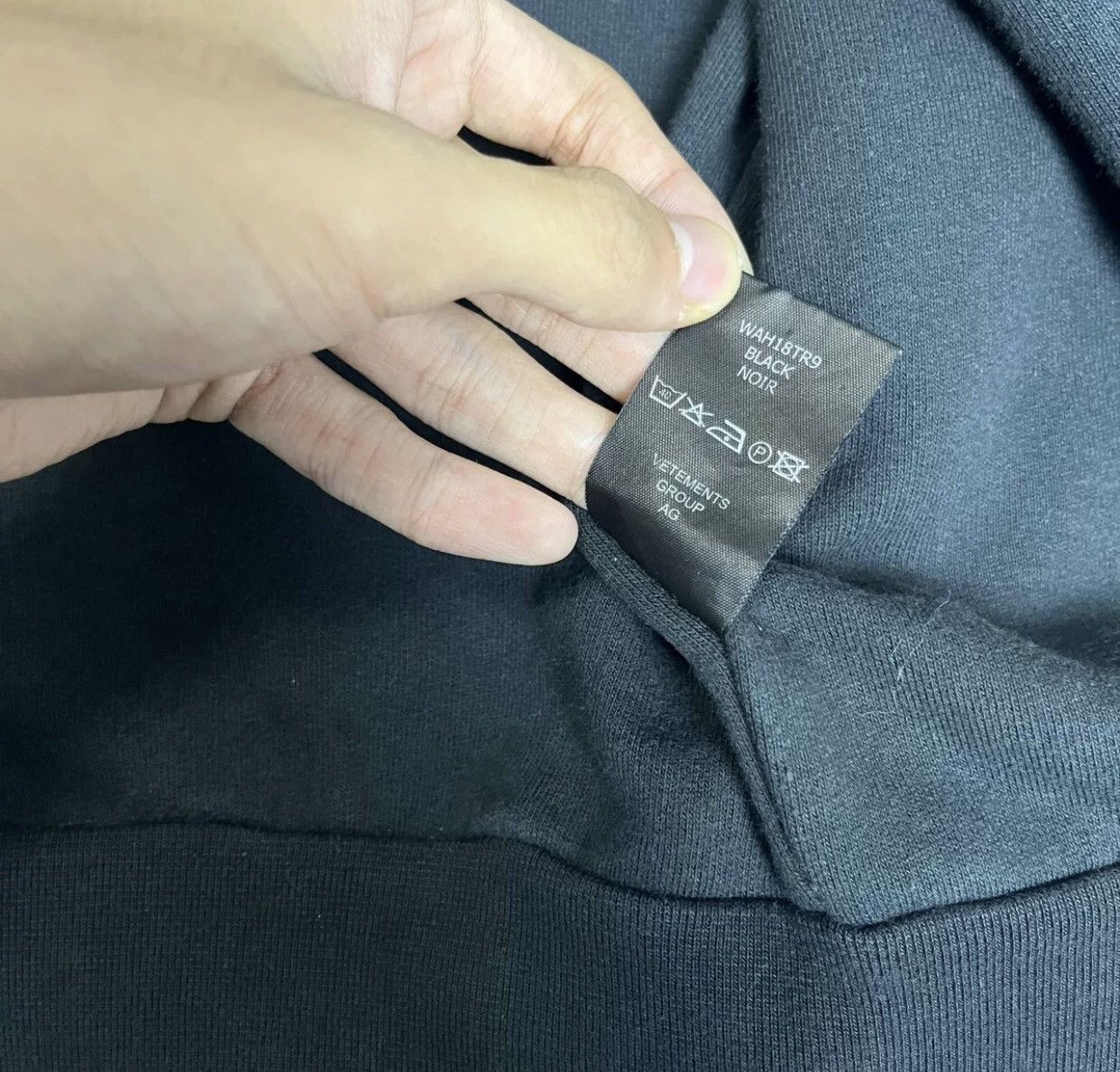 Vetements Vetements 18ss VTM Embroidered Ninja Hoodie - DMC-2508 Size US S / EU 44-46 / 1 - 5 Thumbnail