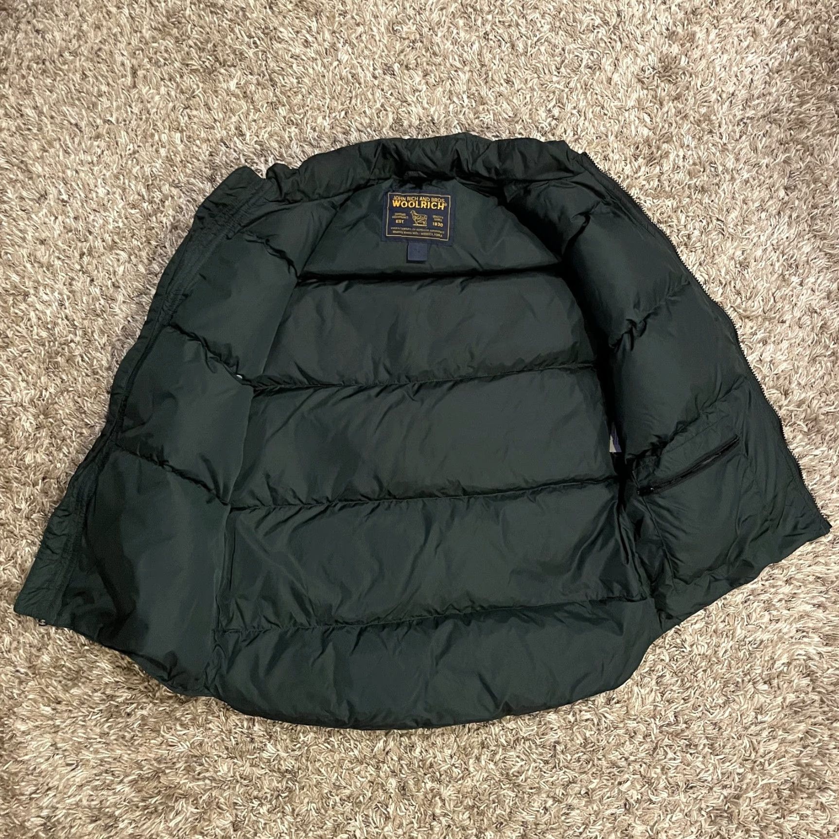 Vintage Woolrich Down Vest Mens S Puffer Jacket Nylon Green Timber Wolf Lake Outdoor Size US S / EU 44-46 / 1 - 4 Thumbnail