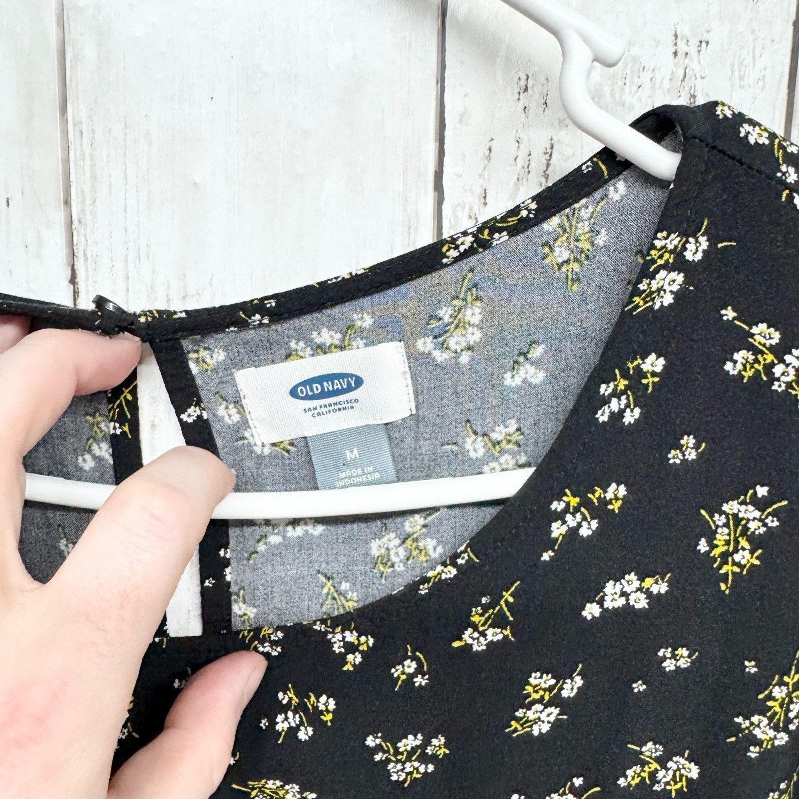 Old Navy Old Navy Dress Size Medium Floral Short Sleeve T-Shirt Mini Size M / US 6-8 / IT 42-44 - 6 Thumbnail