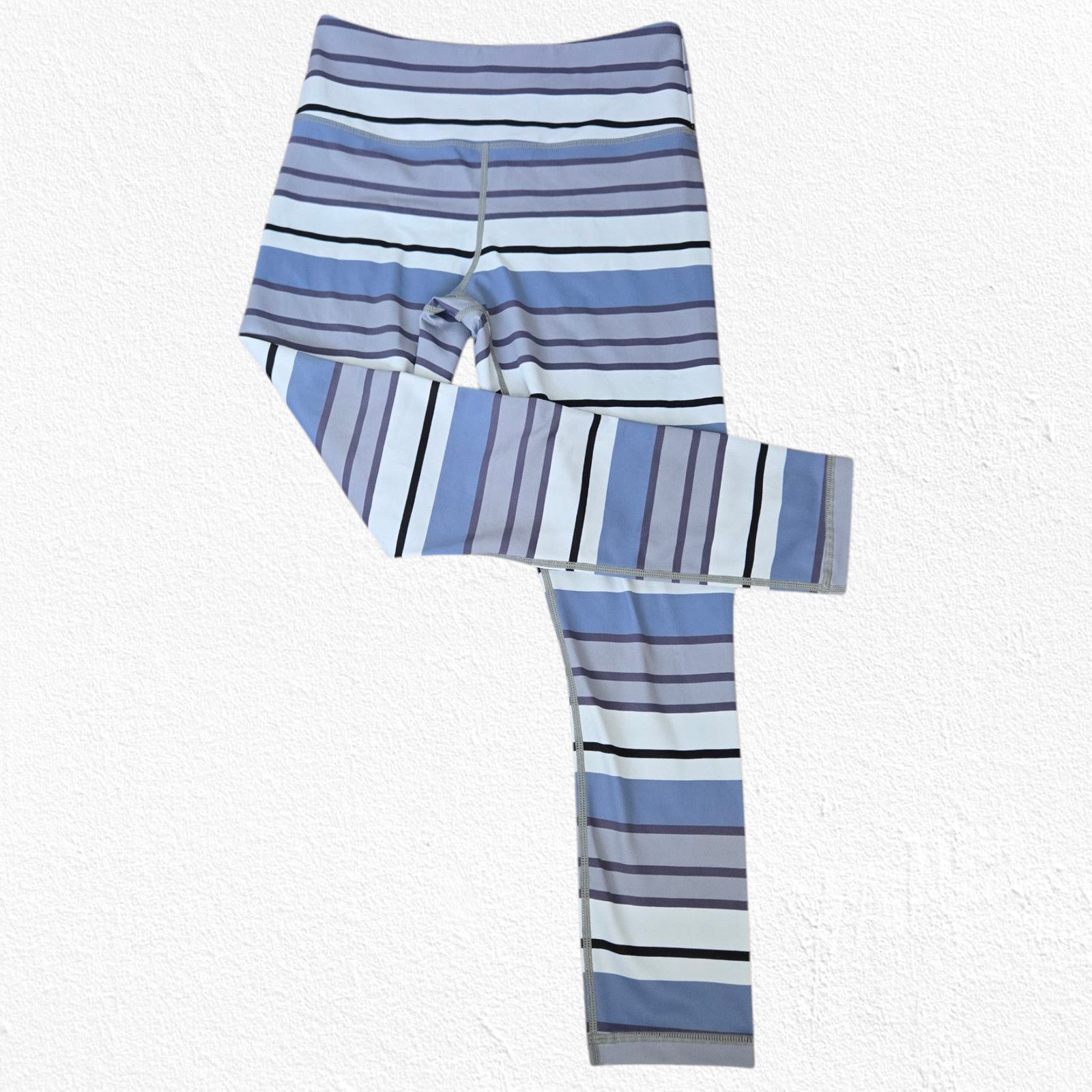 Other Purple Blue Striped High Rise 7/8 Leggings Size 6-8 Size 28" / US 6 / IT 42 - 1 Thumbnail