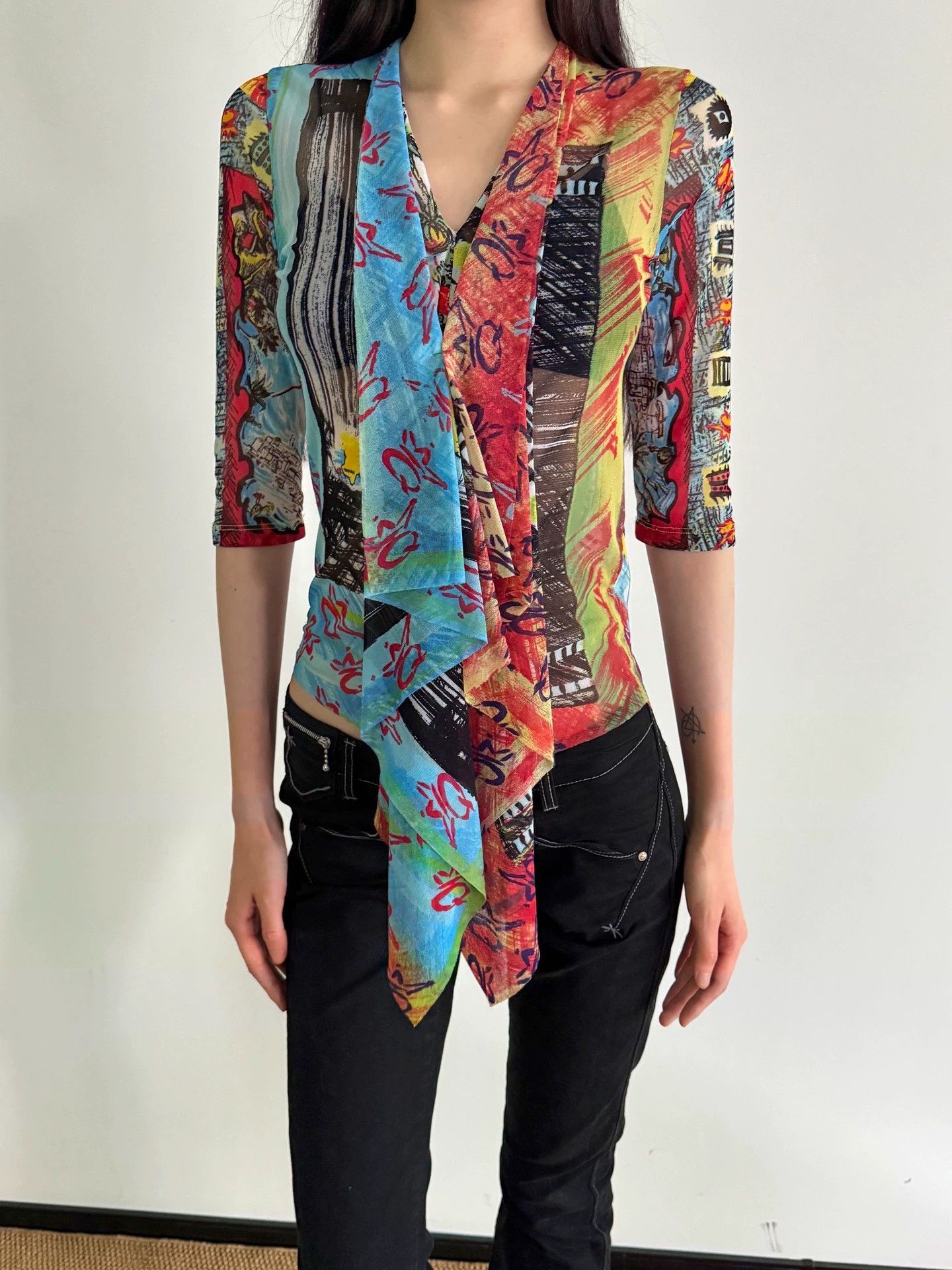 Other Save The Queen Vintage Stretch Printed Mesh Top M Size M / US 6-8 / IT 42-44 - 1 Thumbnail