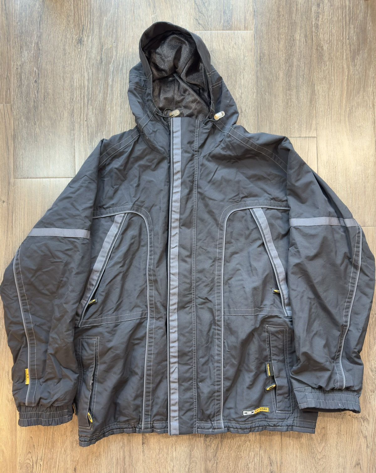 Oakley × Vintage Early 2000 Oakley Software Contrast Stitch Technical Jacket  | Grailed