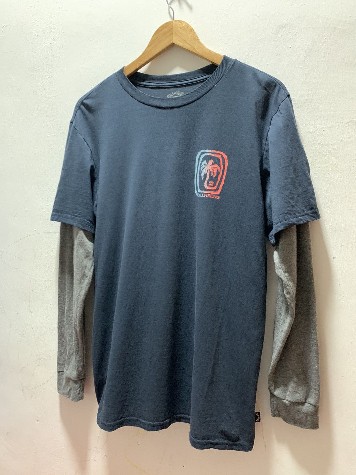 Billabong Y2K Billabong Boys XLarge Long Sleeve Size US XL / EU 56 / 4 - 5 Thumbnail