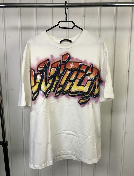 Louis vuitton graffiti store shirt