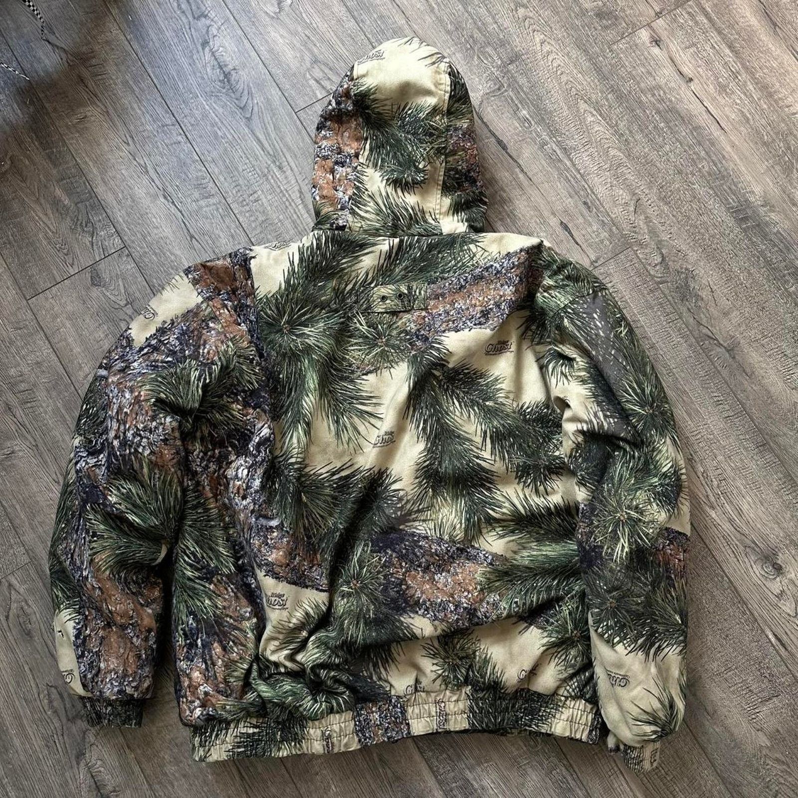 Vintage Vintage 90s Camo Fleece Puffer Zip Up Hooded Work Jacket Size US XL / EU 56 / 4 - 8 Thumbnail