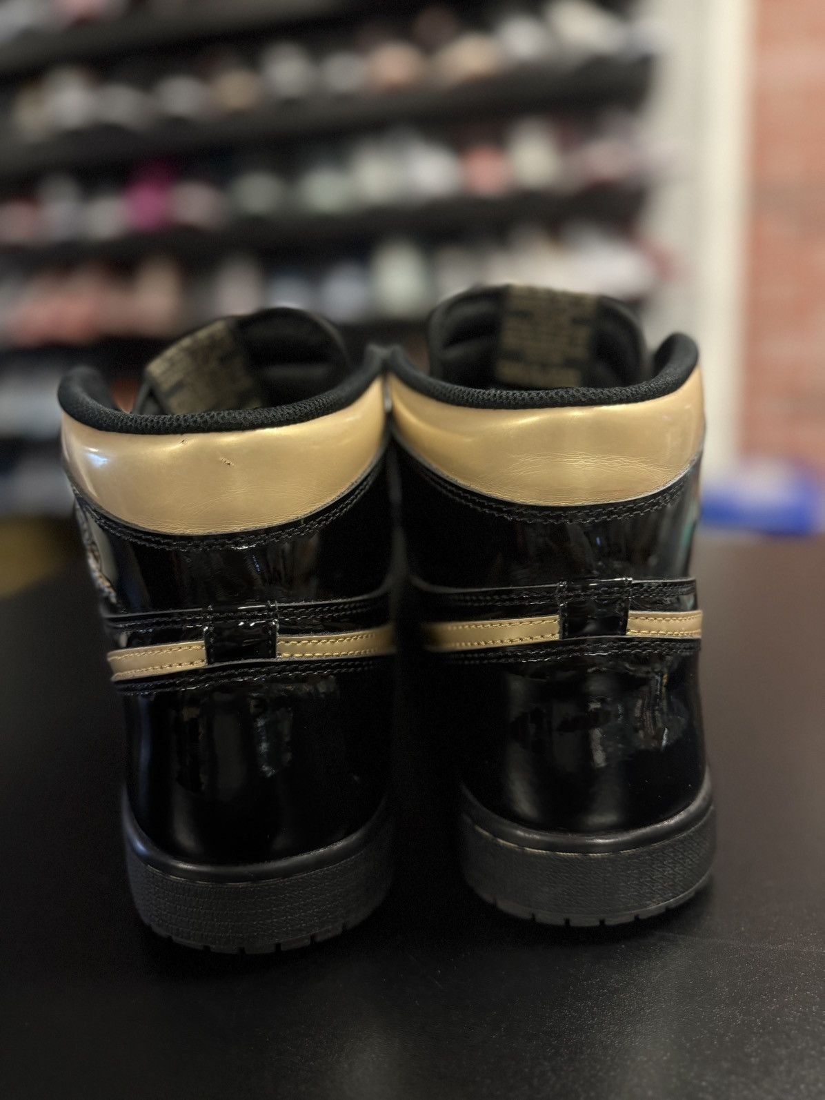 Jordan Brand × Nike Jordan 1 Black Metallic Gold (2020) Size 10 🧼 Size US 10 / EU 43 - 4 Thumbnail