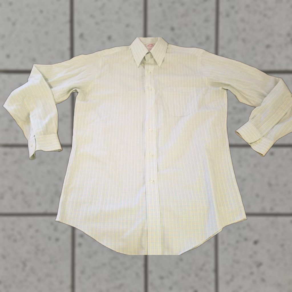 Brooks Brothers Brooks Brothers Dress Shirt Mens 14.5 33 Yellow Cotton Button 14.5 Regular Size Type Clothes Shirt Size 40R - 1 Thumbnail
