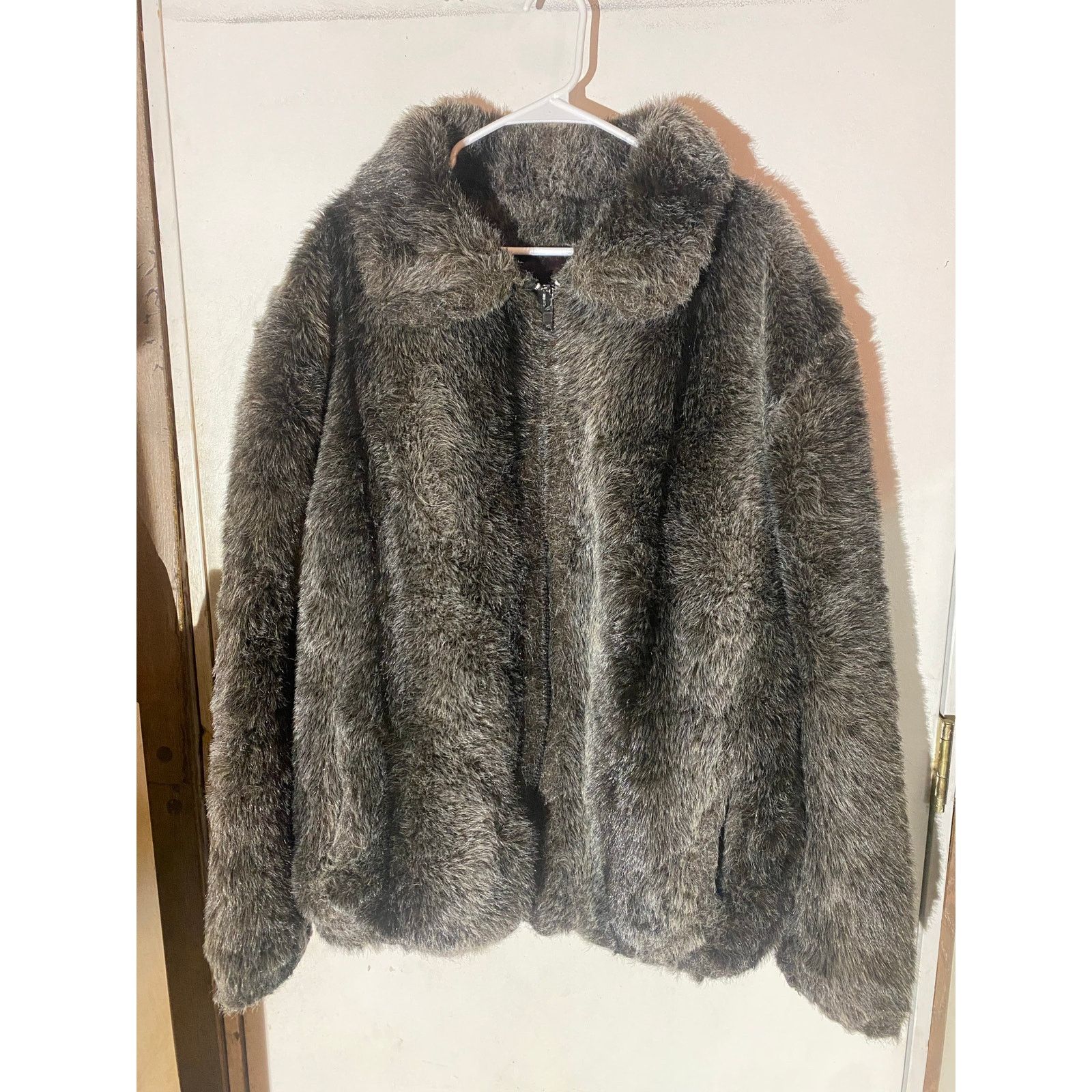 Olympia Le-Tan Vintage Olympia Limited Black & Gray Faux Fur Coat Women's L Size L / US 10 / IT 46 - 4 Thumbnail