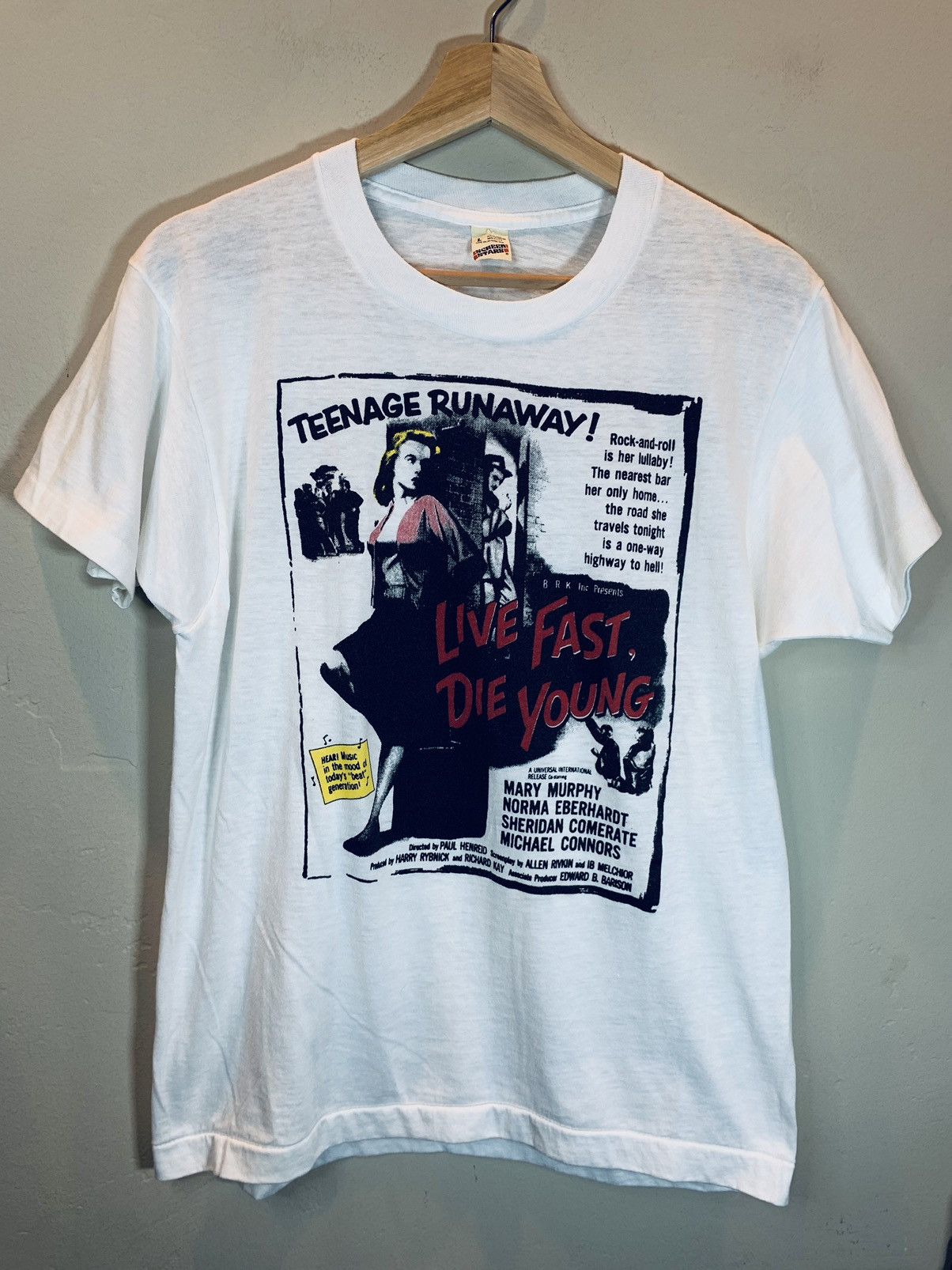 Vintage *RARE* Vintage Live Fast, Die Young Movie 1958 Promo T-Shirt Size US L / EU 52-54 / 3 - 1 Thumbnail