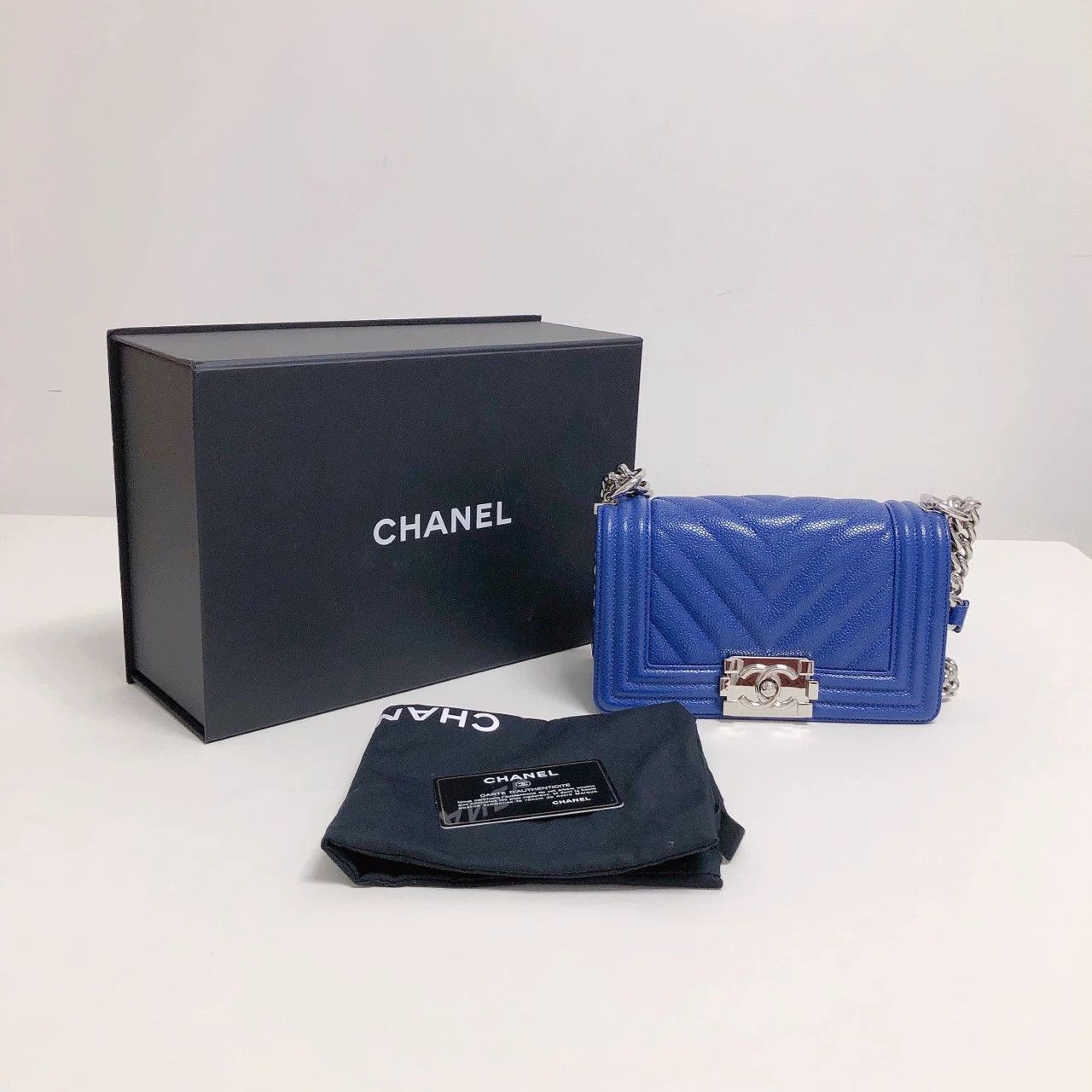 Chanel Pre-loved Bag Very good condition Size ONE SIZE - 1 Thumbnail
