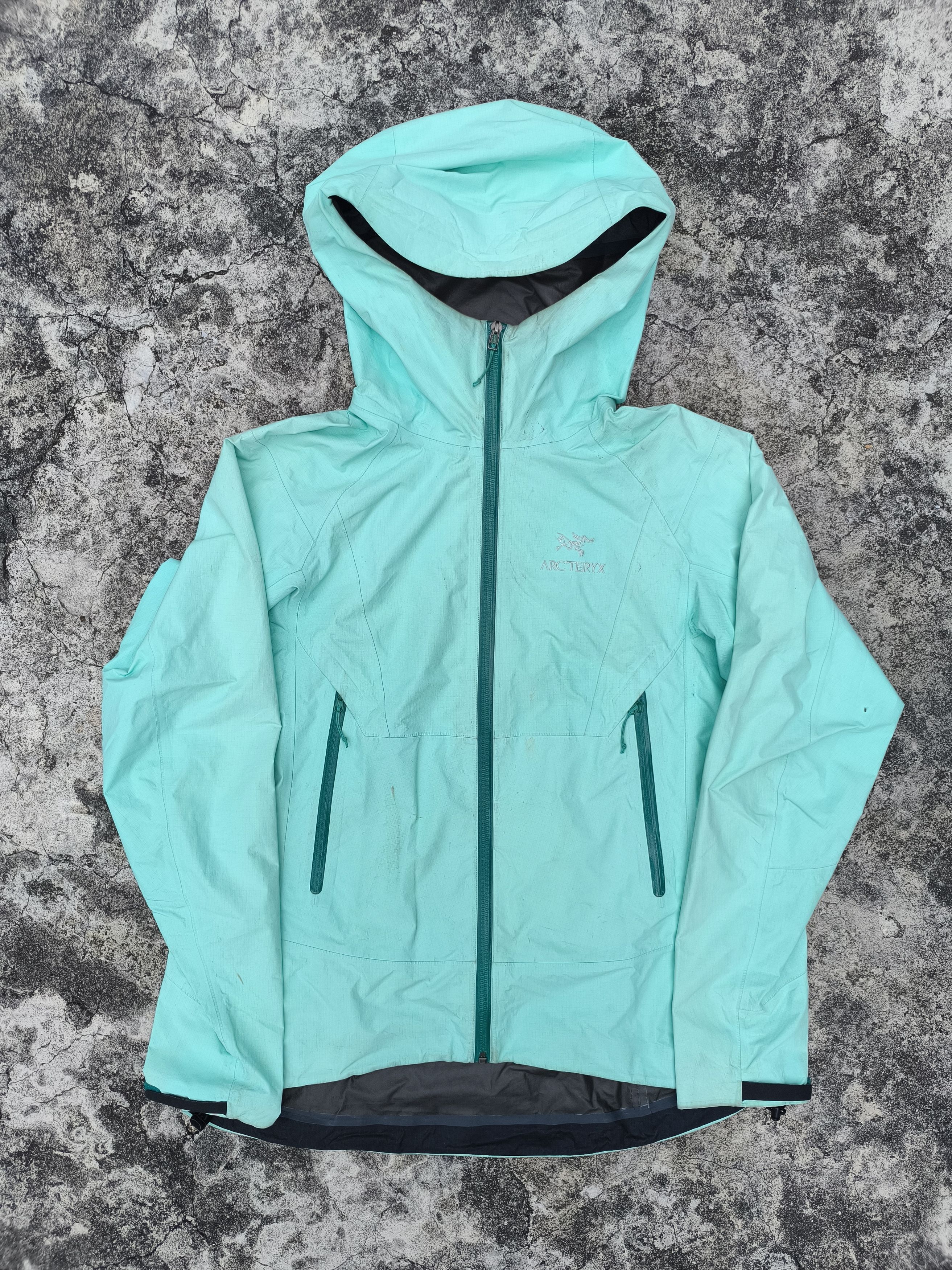 Arc'teryx × Goretex Arc'Teryx Zeta LT Blue Gore-Tex Jacket | Grailed