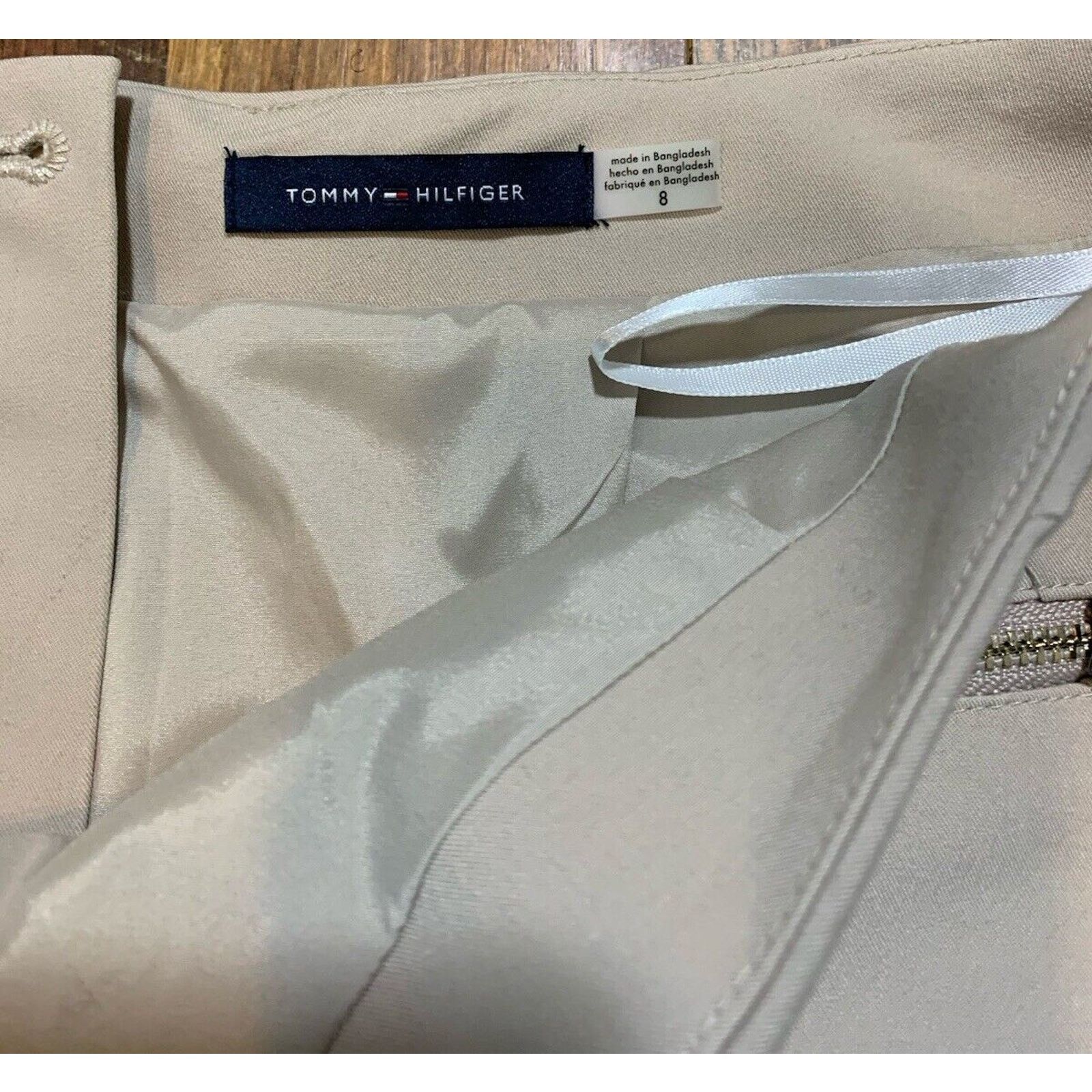Tommy Hilfiger Tommy Hilfiger Pencil Skirt Khaki Knee Length Size 8 NWT Size 30" / US 8 / IT 44 - 7 Thumbnail