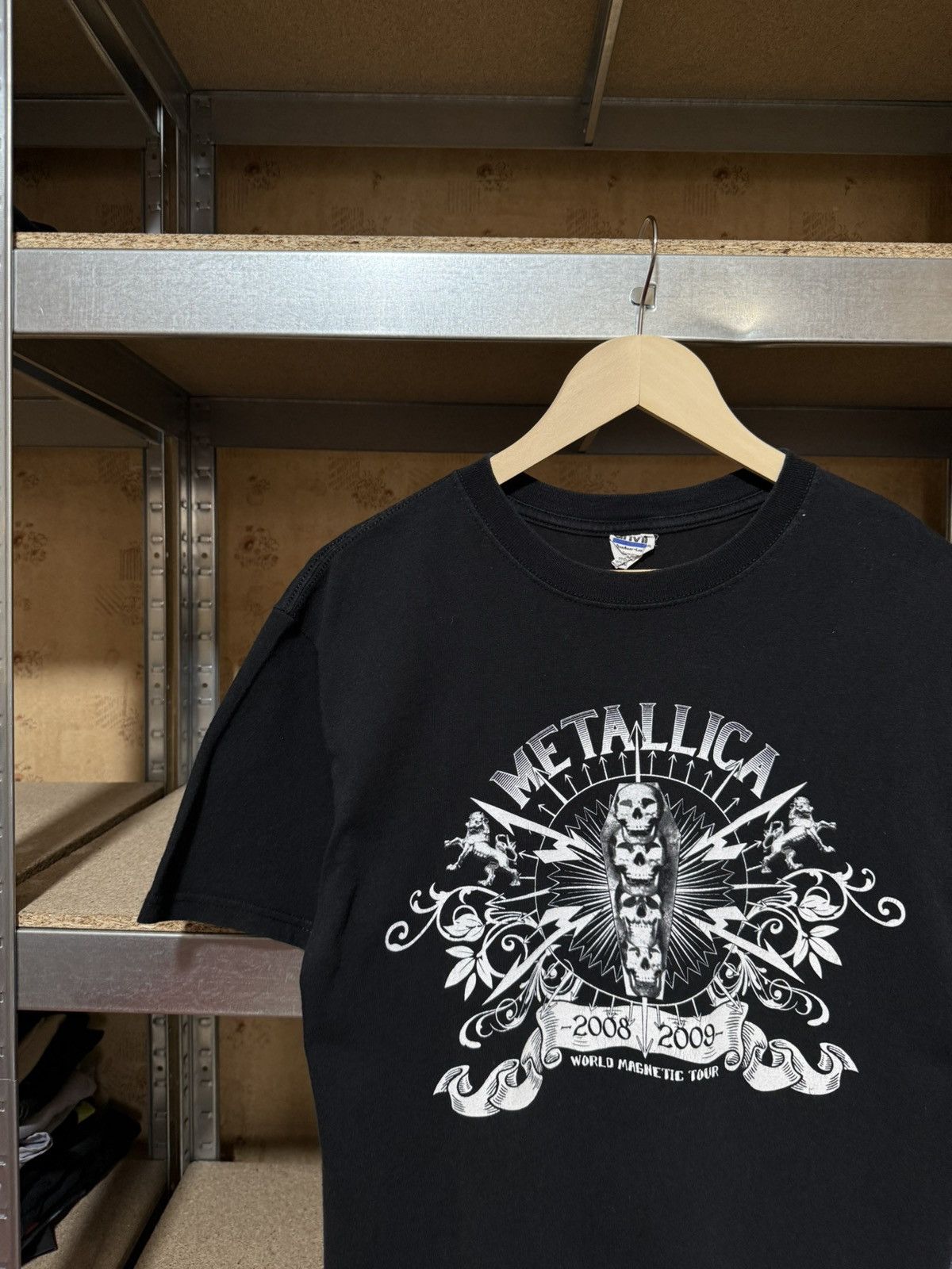 Band Tees × Vintage Vintage Metallica World Magnetic 2008 2009 Rock T-Shirt Size US S / EU 44-46 / 1 - 3 Thumbnail