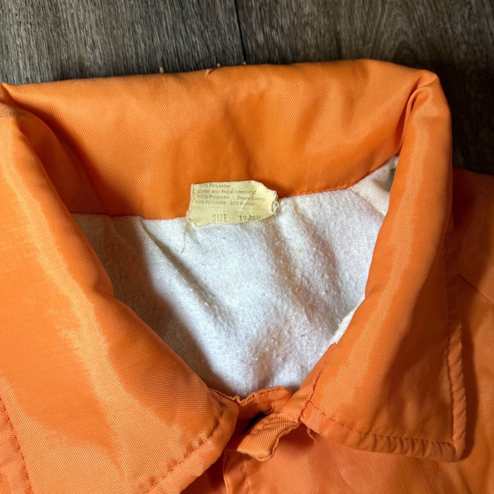 NCAA VINTAGE Fighting Florida Gators Windbreaker Jacket NCAA Nylon Orange 90s M Men Shirt? Size US M / EU 48-50 / 2 - 5 Thumbnail