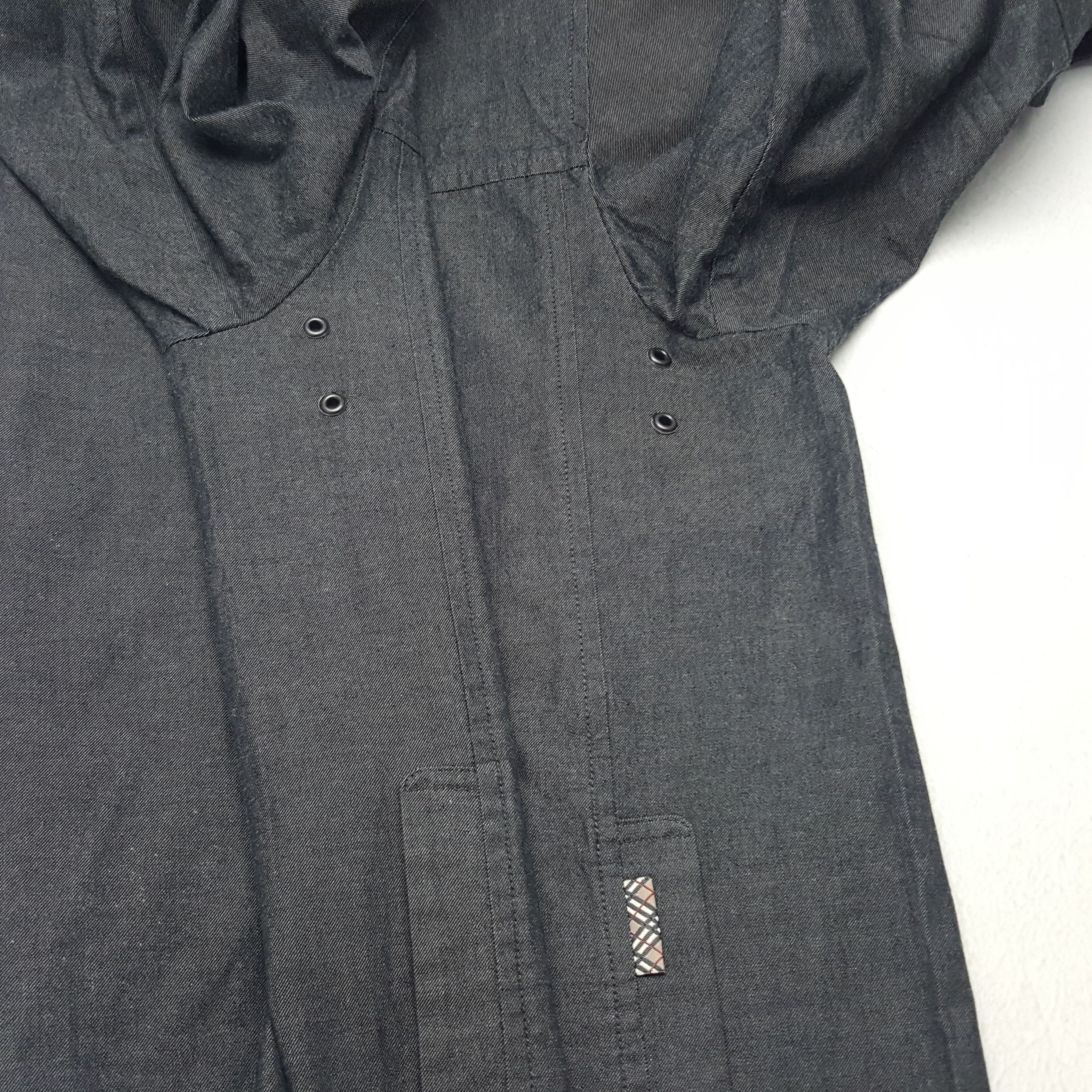 Burberry × Vintage Vintage Burberry London Zipper Custom Art Logo Jacket Size US L / EU 52-54 / 3 - 10 Thumbnail