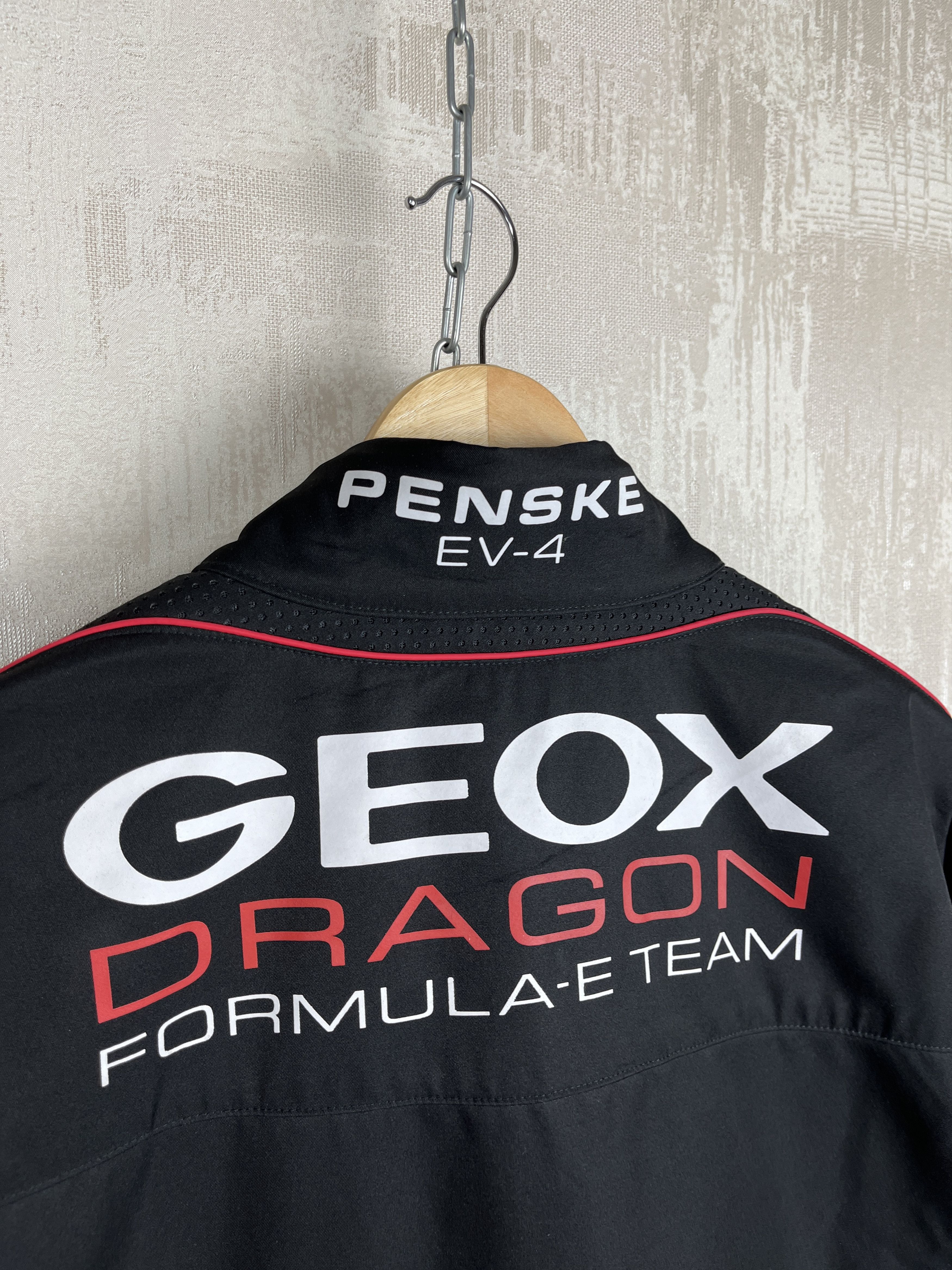 Geox Dragon Formula-E Team Penske EV-4 Geox Respira Racing Jacket Size US L / EU 52-54 / 3 - 19 Thumbnail
