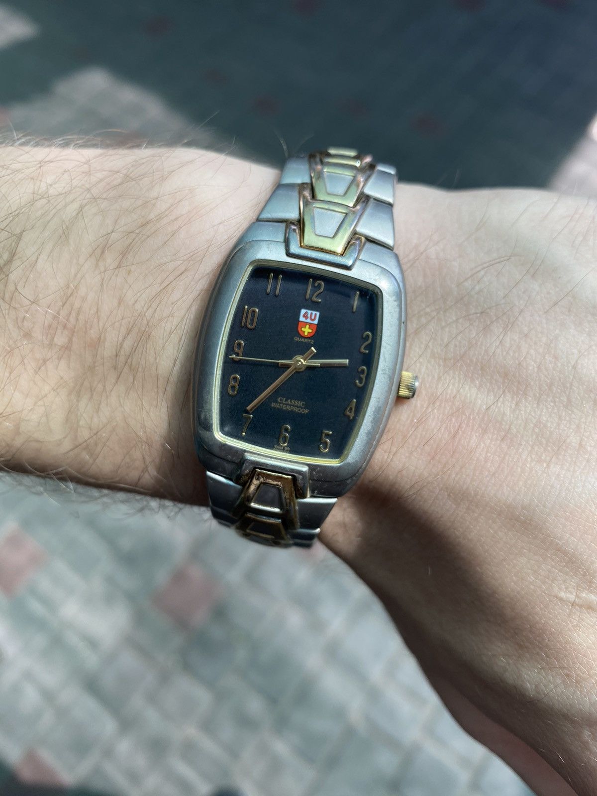 Jewelry 4U Quartz Classic Watch. Two-Tone Design Size ONE SIZE - 7 Thumbnail