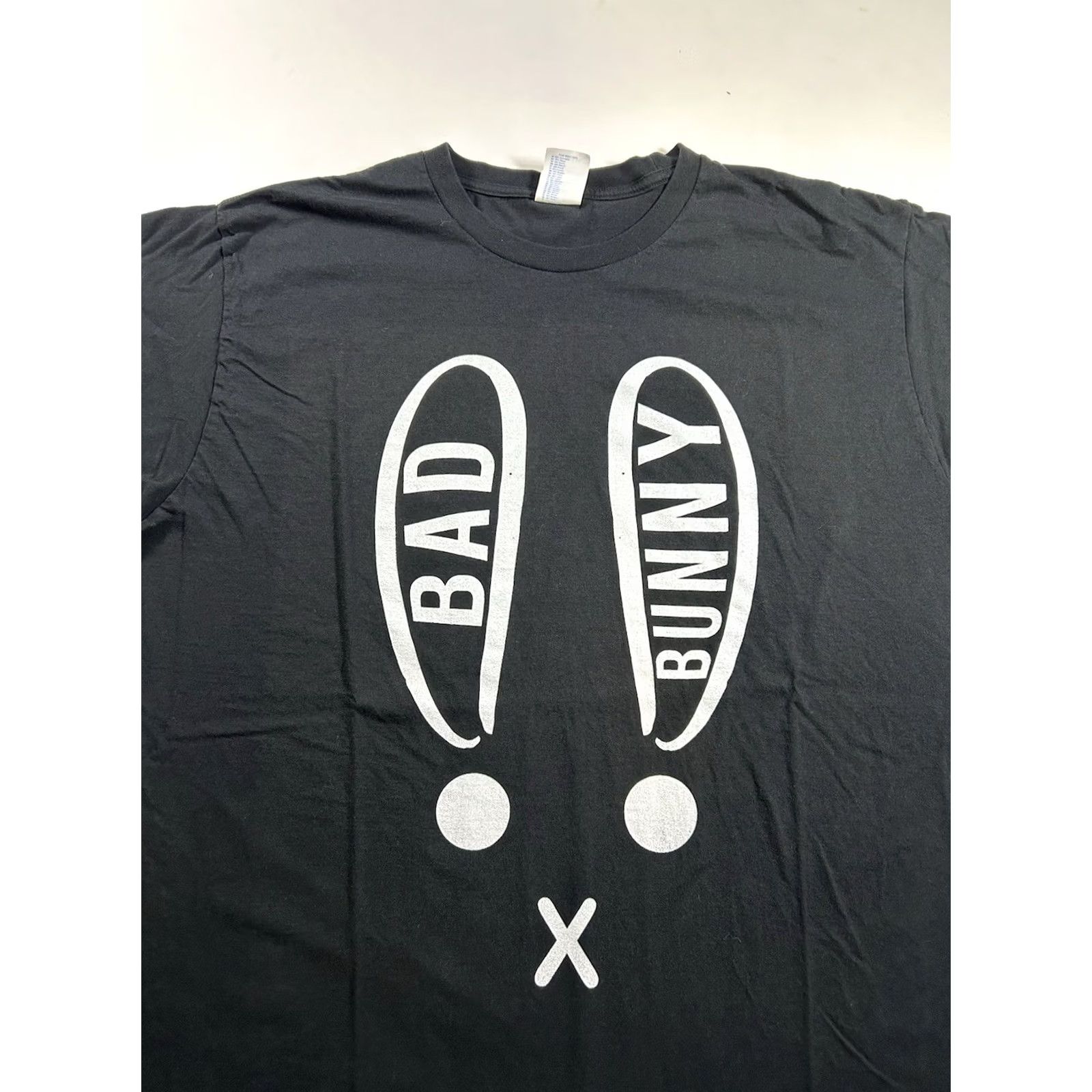 Vintage VINTAGE Bad Bunny Music Shirt? No, Vintage: No. Size US XL / EU 56 / 4 - 2 Thumbnail