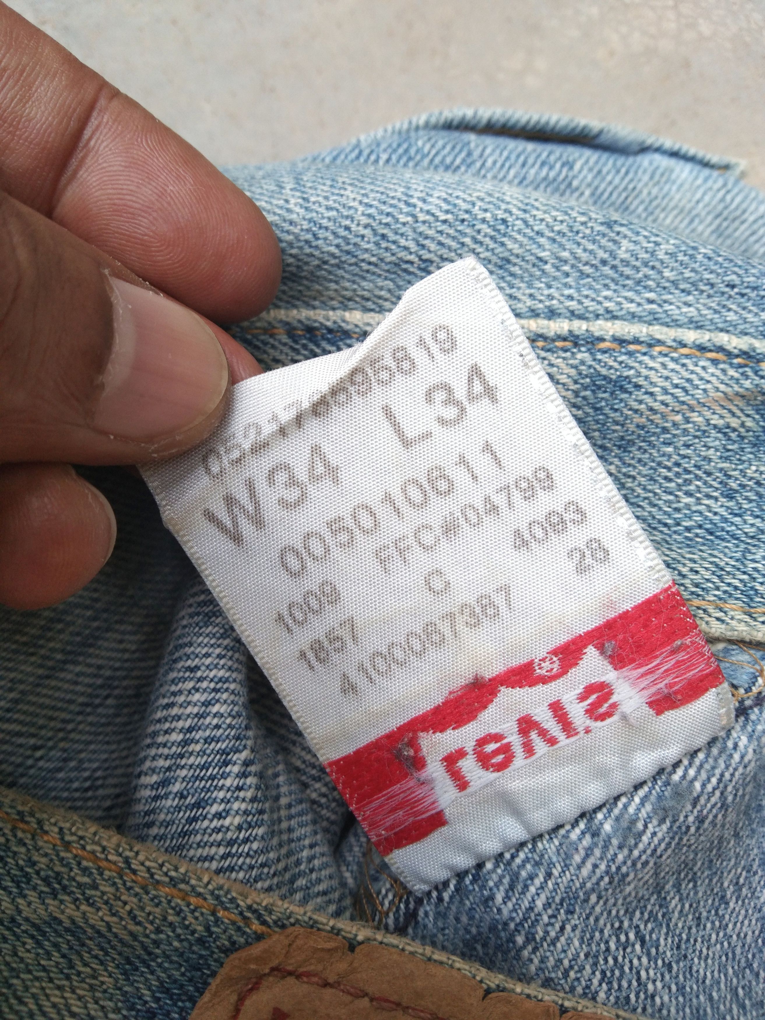 Levi's Vintage Levi's 501 Straight Leg Dirty Distressed Jeans 34x36 Size US 34 / EU 50 - 9 Thumbnail