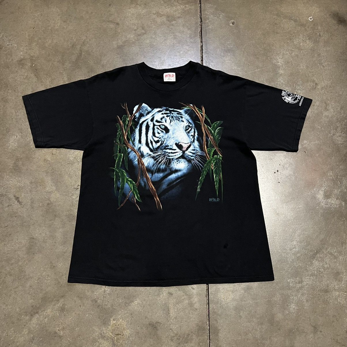 Vintage Vintage 90s White Tiger Wildlife Graphic Tee Nature Wild USA Size US XL / EU 56 / 4 - 1 Thumbnail