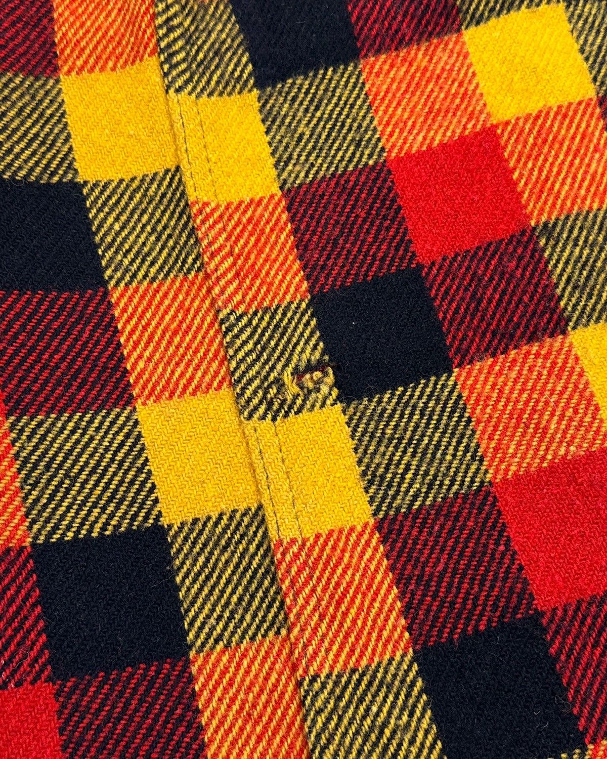 Vintage 60s/70s Melton Wool Plaid CPO Shirt Size US XL / EU 56 / 4 - 4 Thumbnail