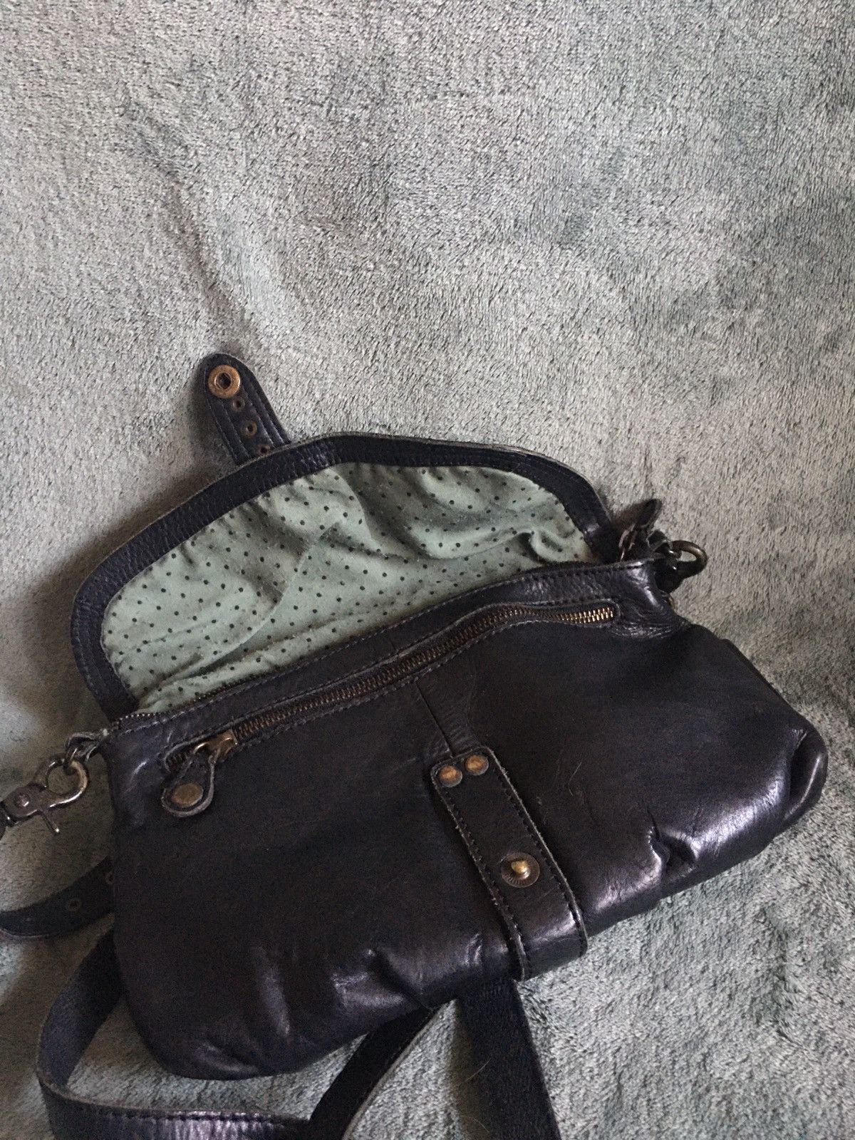 Vintage Aunts & Uncles Black Leather Handbag Shoulder Bag Size ONE SIZE - 7 Thumbnail