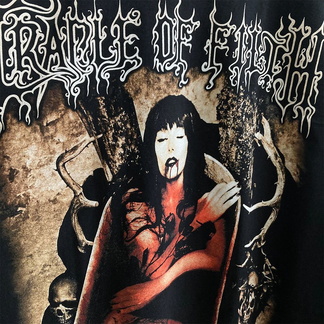 Band Tees Long Sleeve Cradle of Filth - Cruelty And The Beast Size US L / EU 52-54 / 3 - 4 Thumbnail