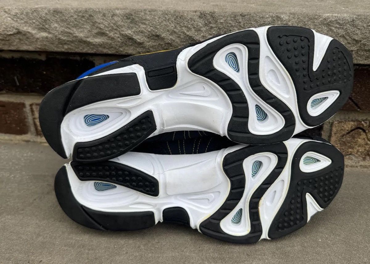 Nike Nike Recoupe Varsity Royal Maize Black (Size 10.5) DS Size US 10.5 / EU 43-44 - 4 Thumbnail