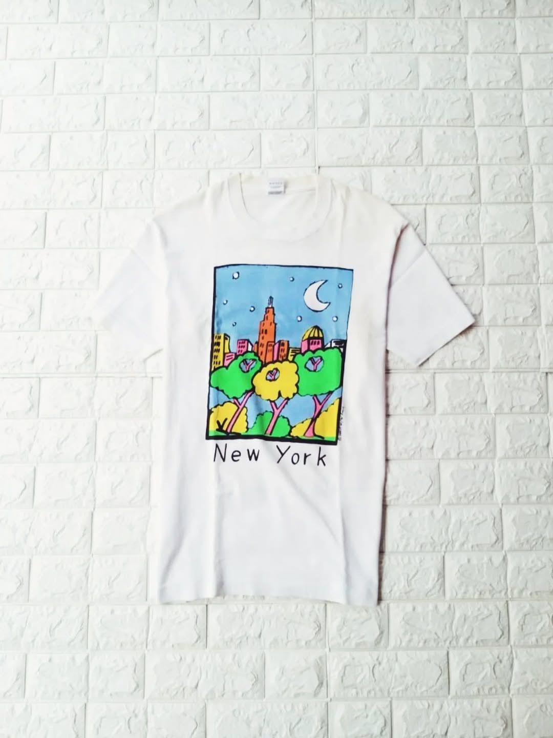 Vintage Vintage 90s Handmade Painting Tshirt Size US L / EU 52-54 / 3 - 1 Thumbnail