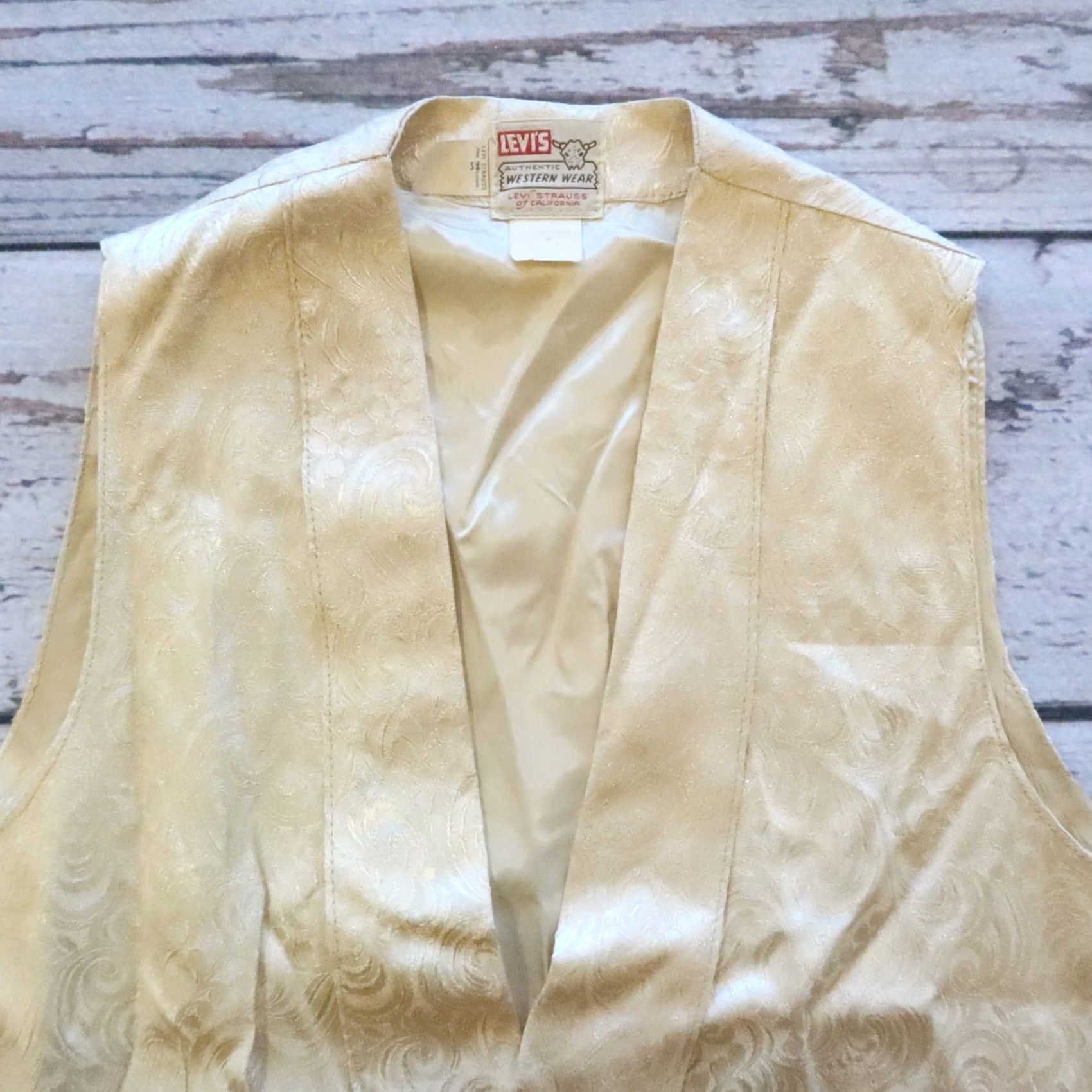 Levi's Vintage Levis Vest Short Horn Western Wear Vest M White 60s Deadstock Pre-owned Mens Size US 31 - 2 Thumbnail