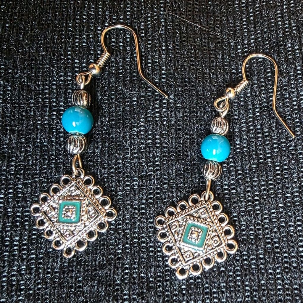 The Unbranded Brand Elegant Blue Beaded Western Jewelry Set Size ONE SIZE - 2 Thumbnail