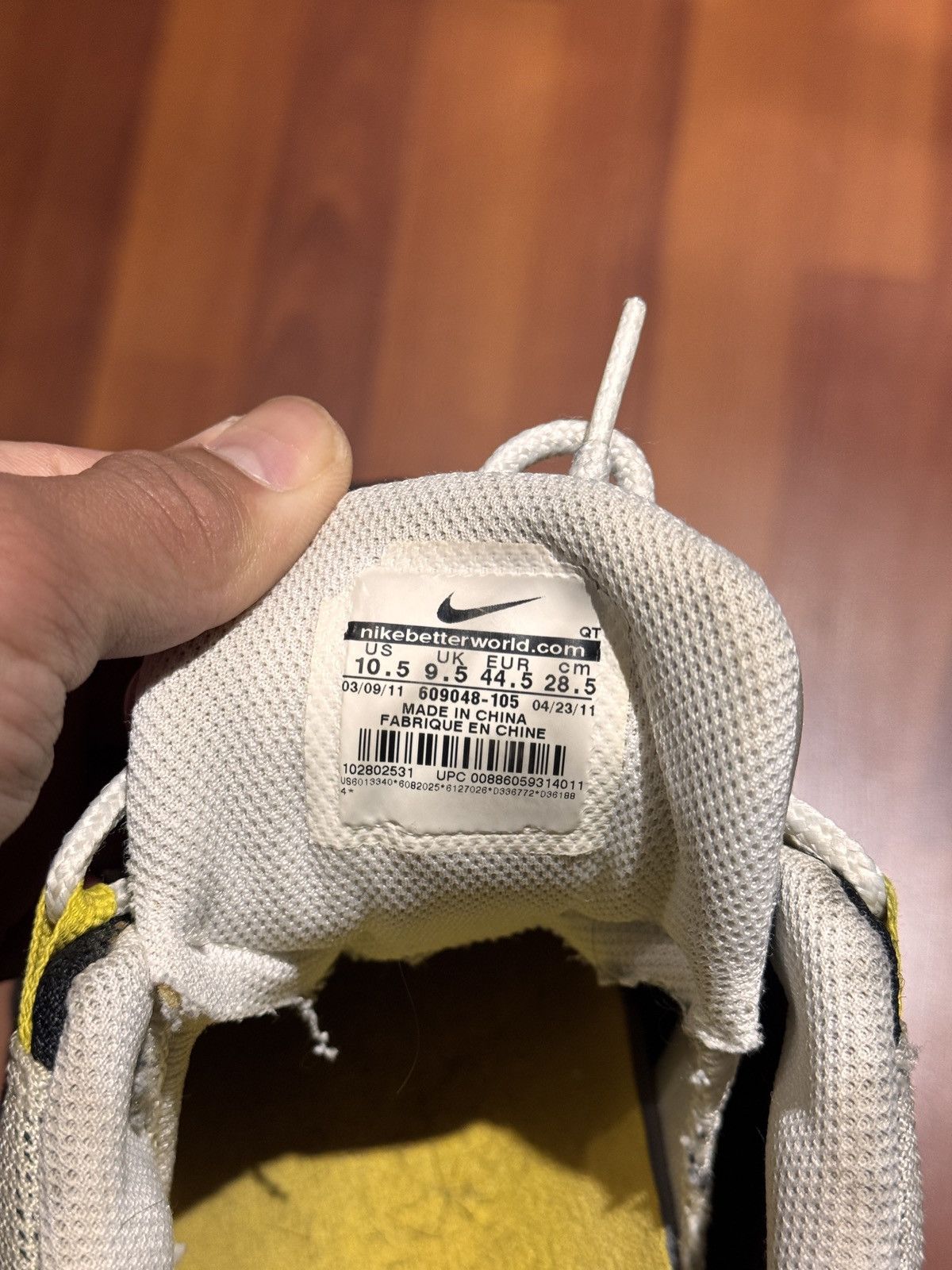 Nike 2014 Nike Air Max 95 Tour Yellow Grey Size US 10.5 / EU 43-44 - 10 Thumbnail