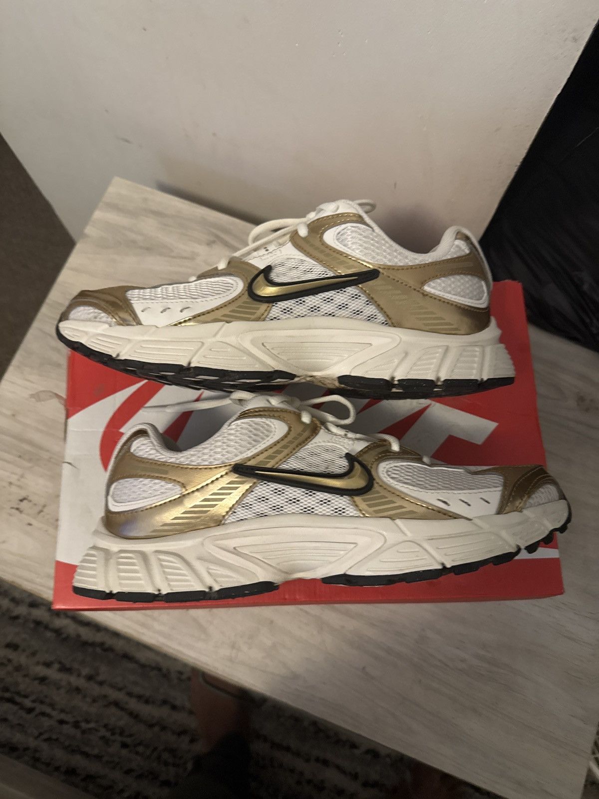 Nike Nike v5 RNR Size US 8.5 / EU 41-42 - 4 Thumbnail