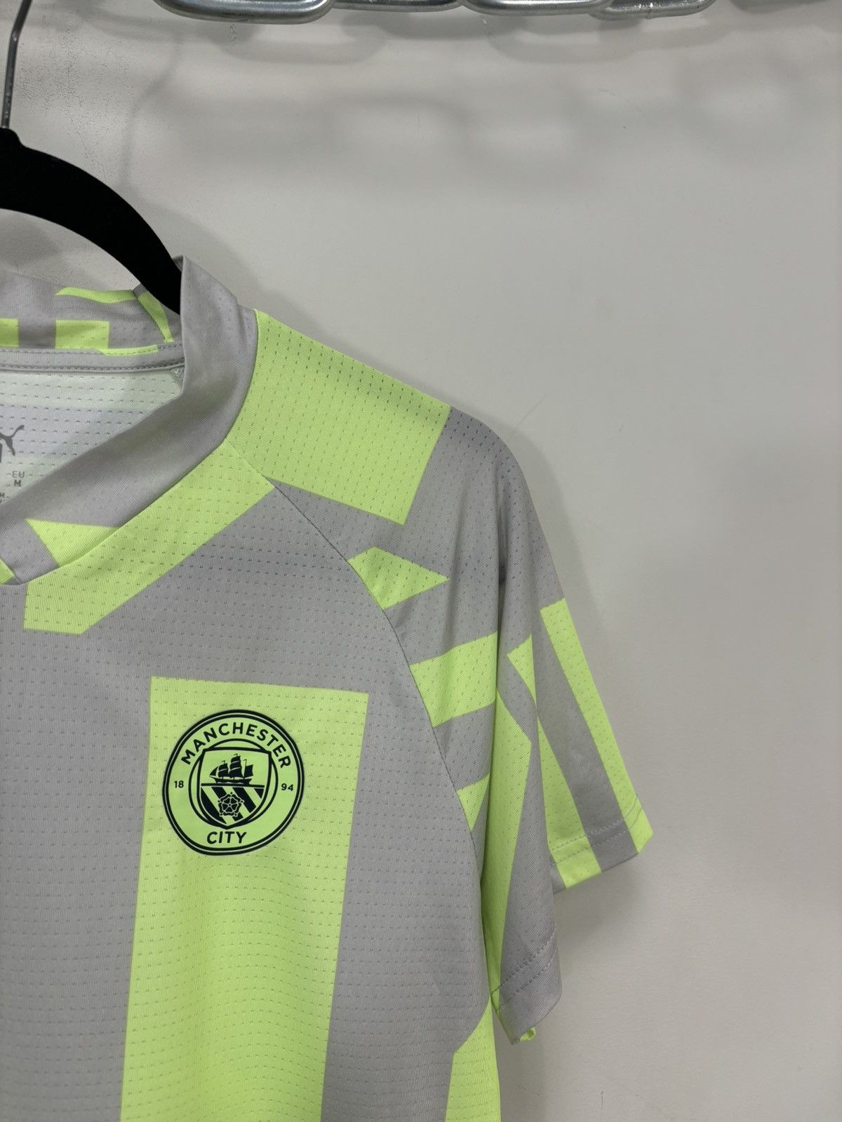 Puma Puma Manchester City 2022 Training Football Soccer Jersey Size US M / EU 48-50 / 2 - 6 Thumbnail